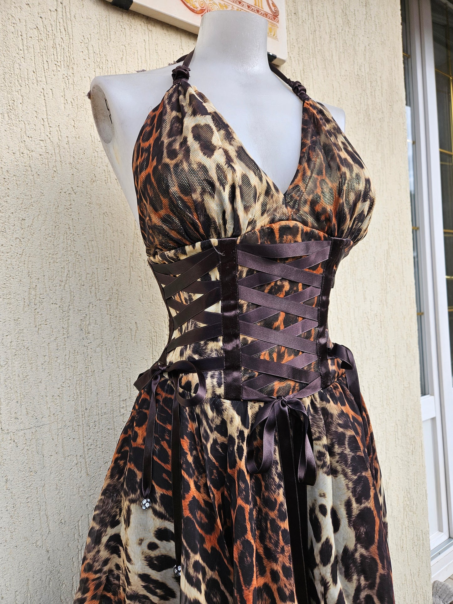 Robe asymétrique léopard