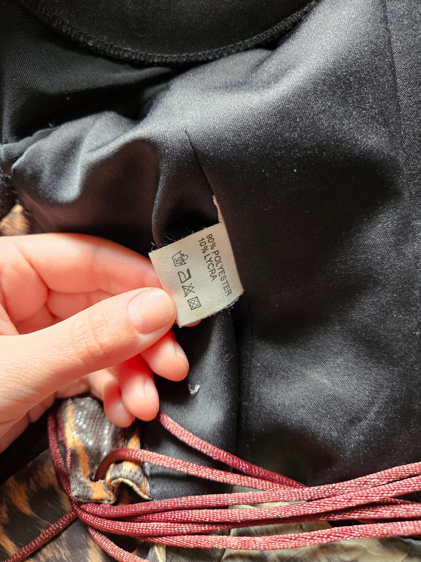 Robe asymétrique léopard