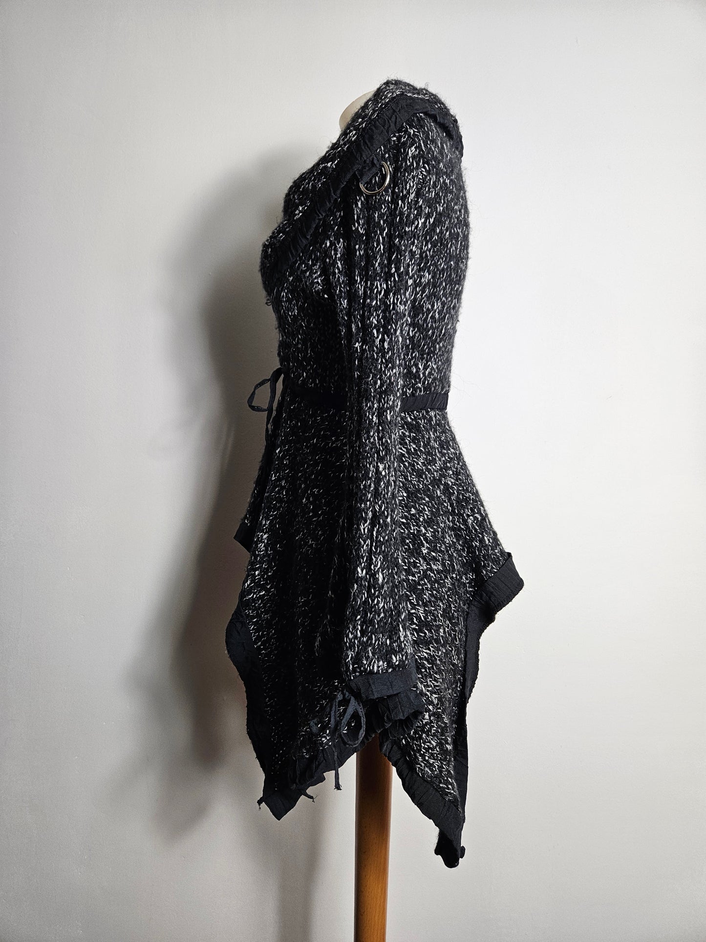 Pull gris chiné zone bleue