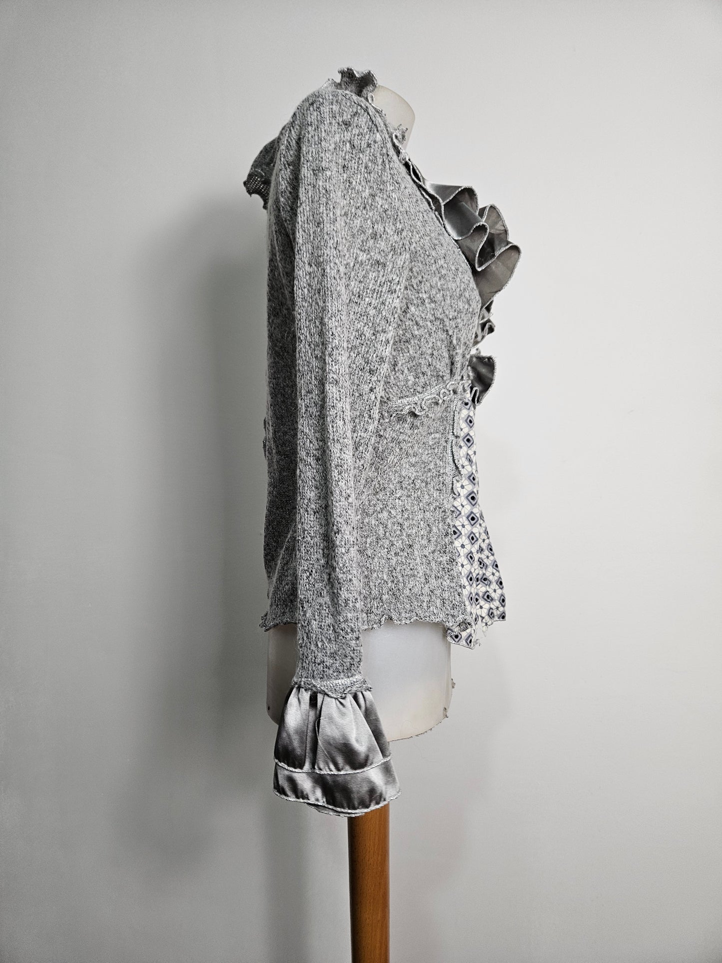 Pull gris bi matières