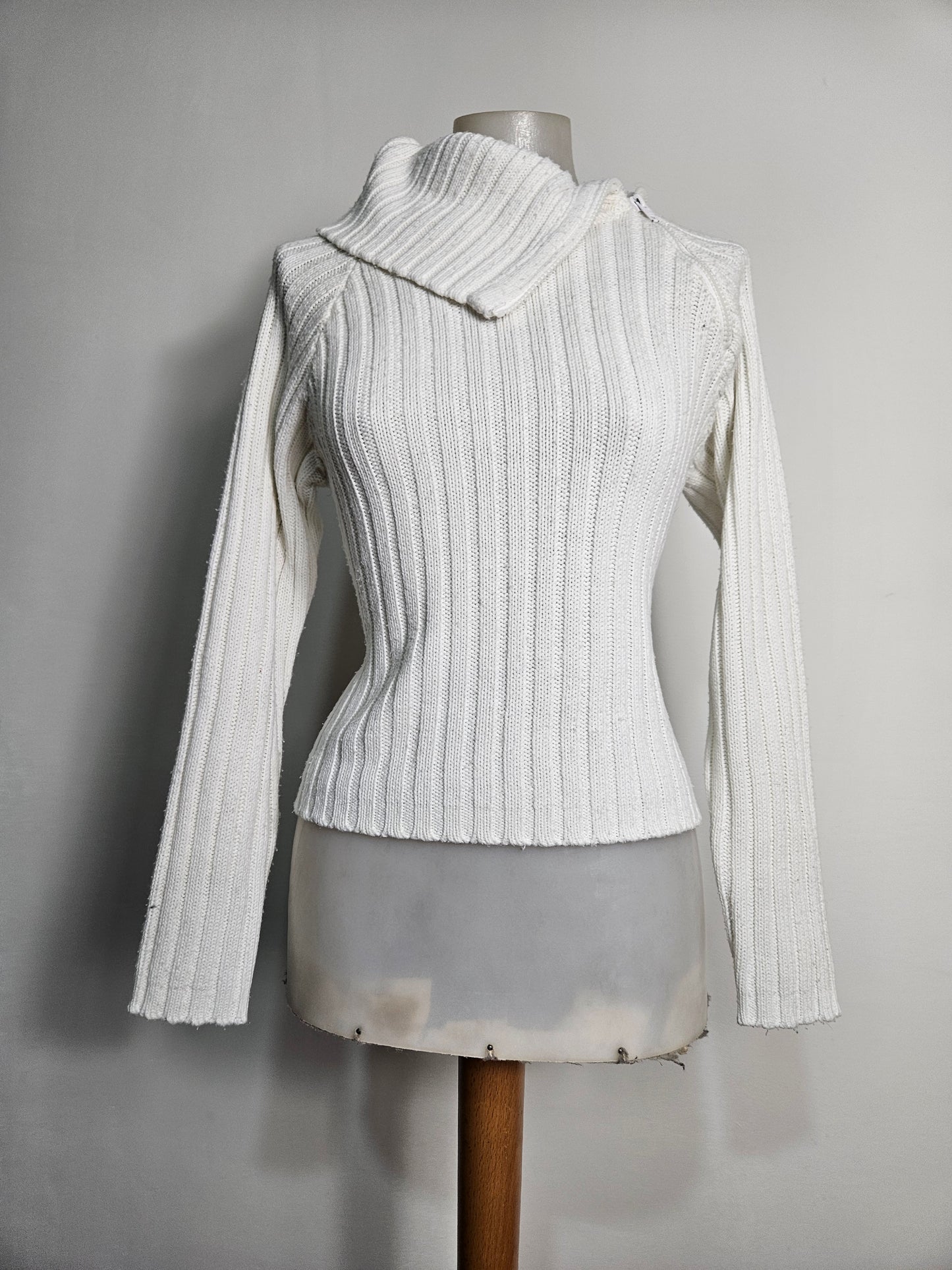 Pull côtelé blanc à zip