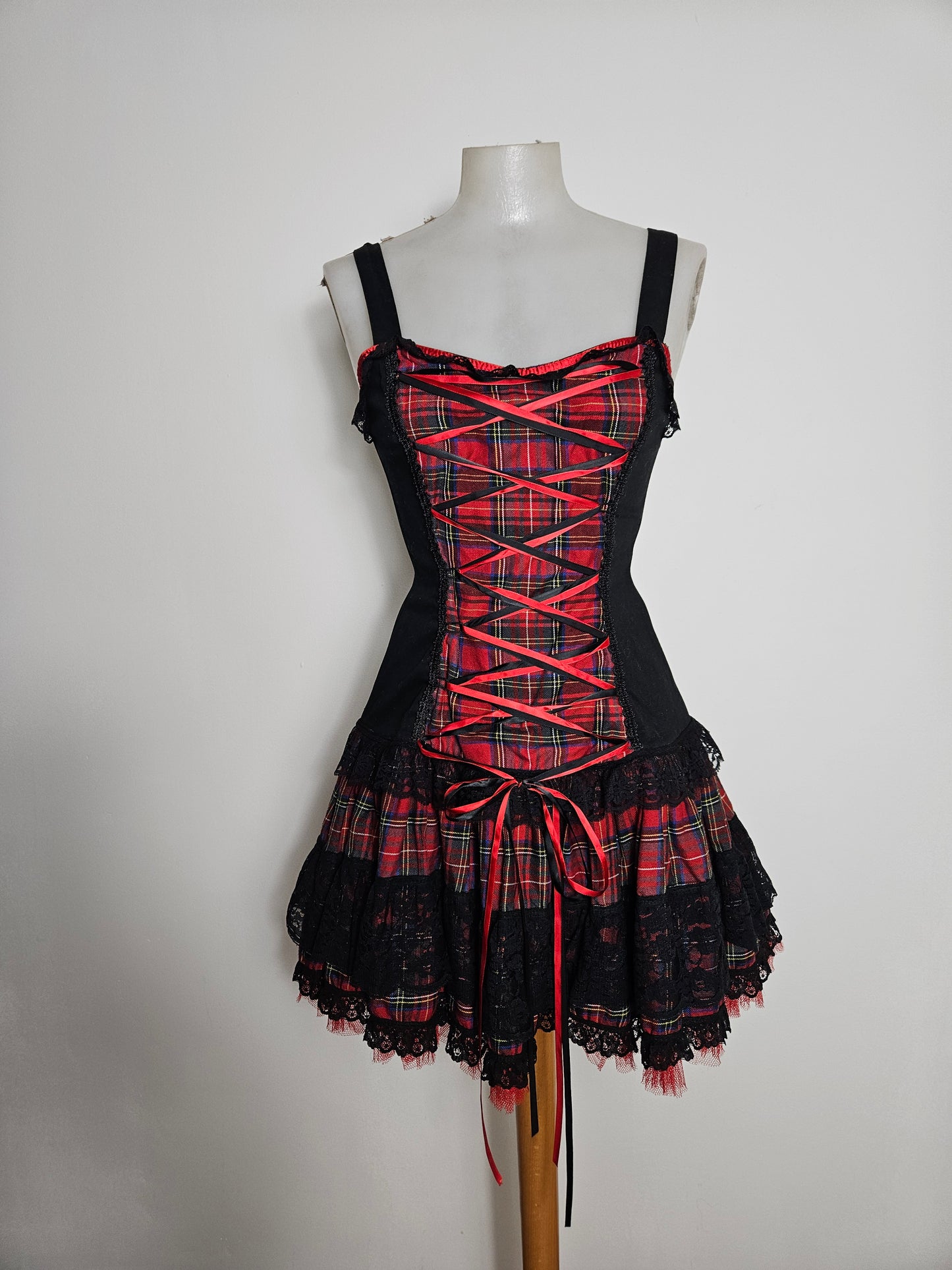 Robe courte Phaze Clothing