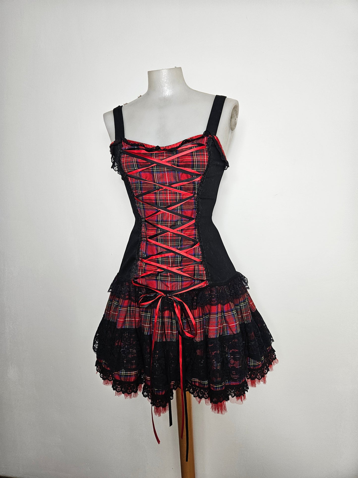 Robe courte Phaze Clothing