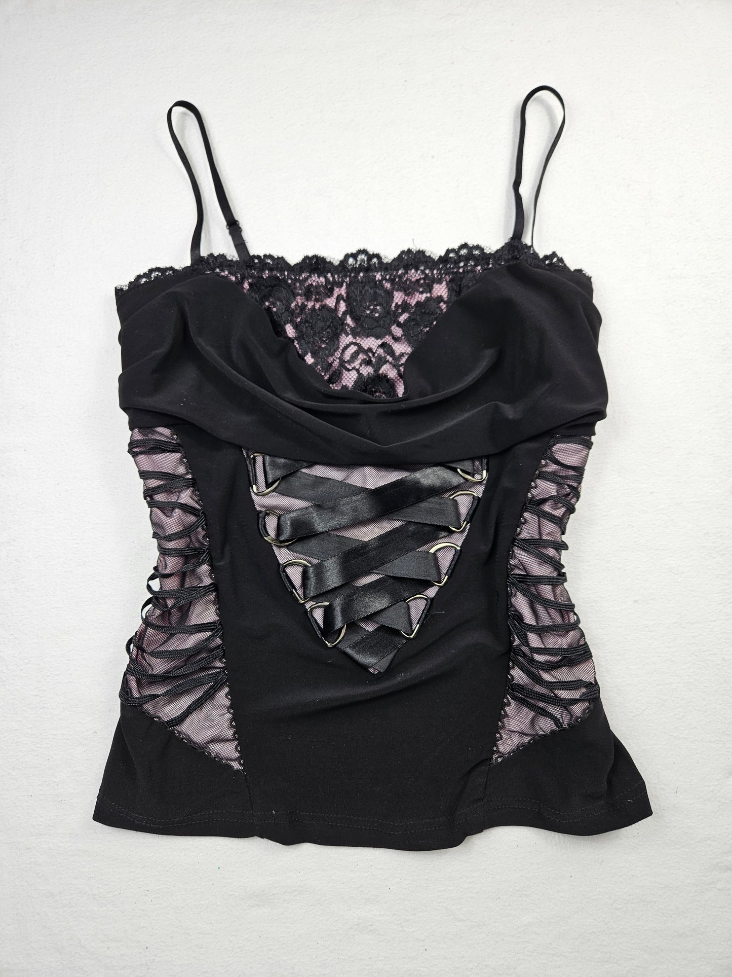 Haut à laçage noir et rose