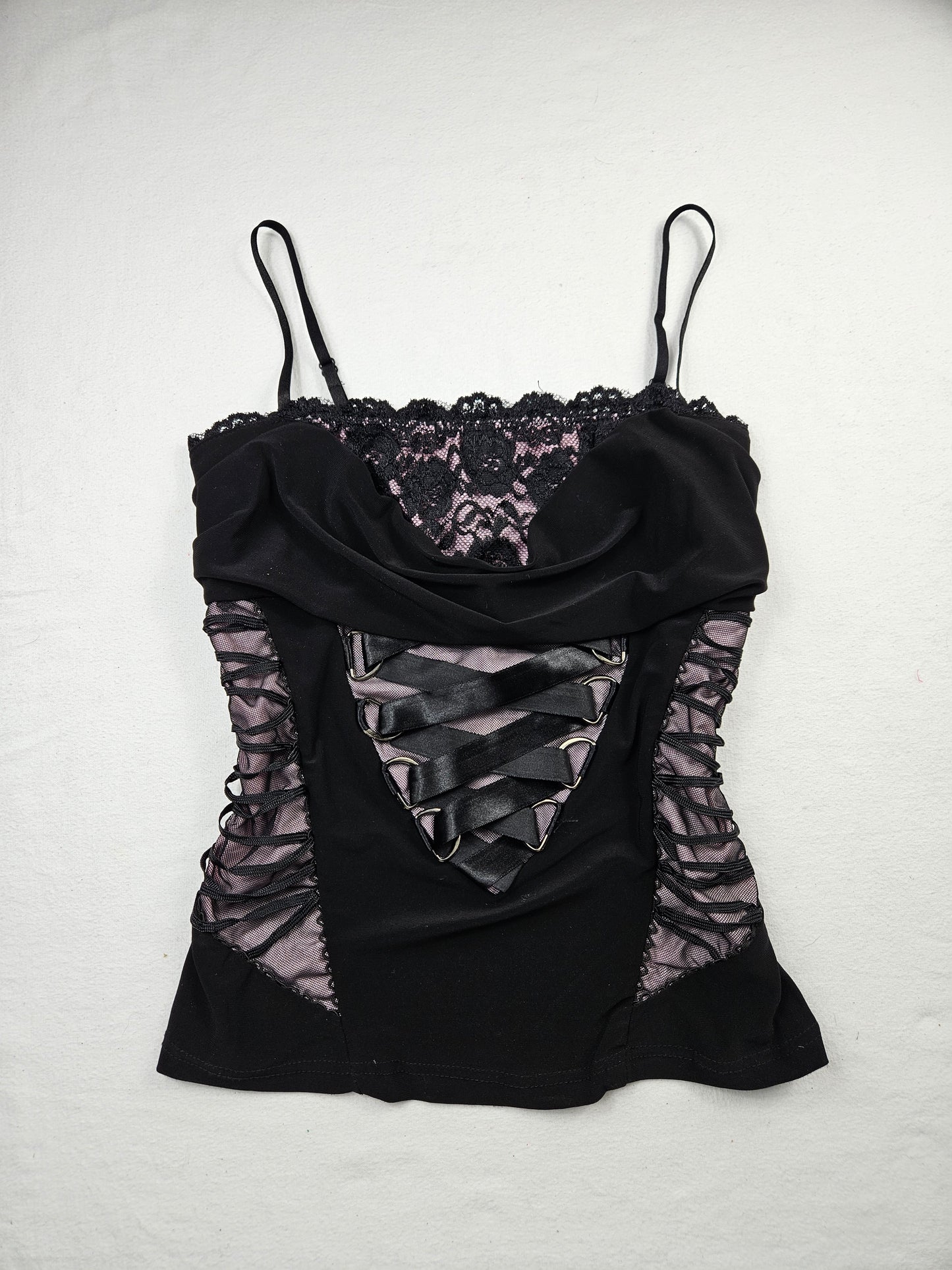 Haut à laçage noir et rose