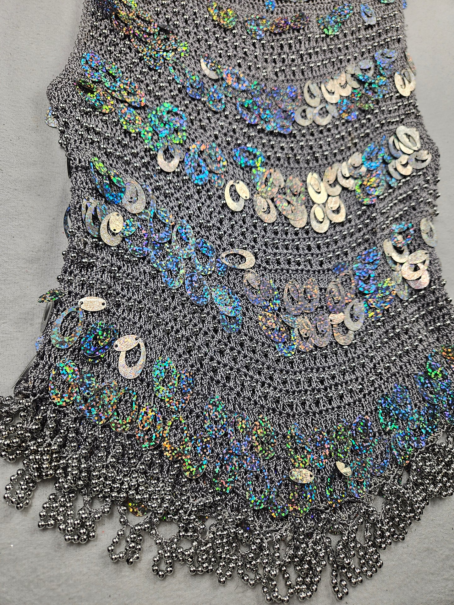 Haut en crochet à sequins argentés