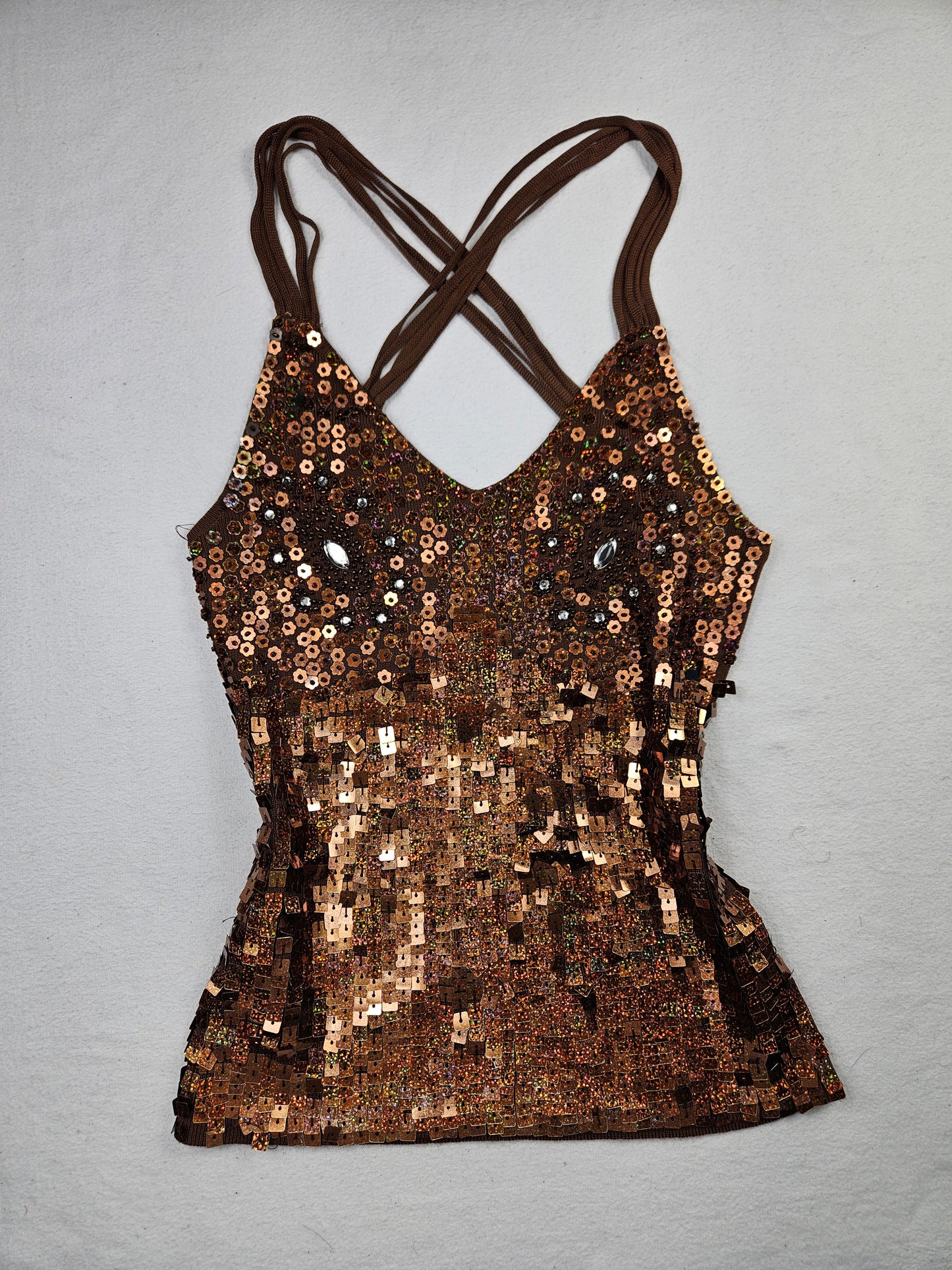 Top halter con lentejuelas marrones