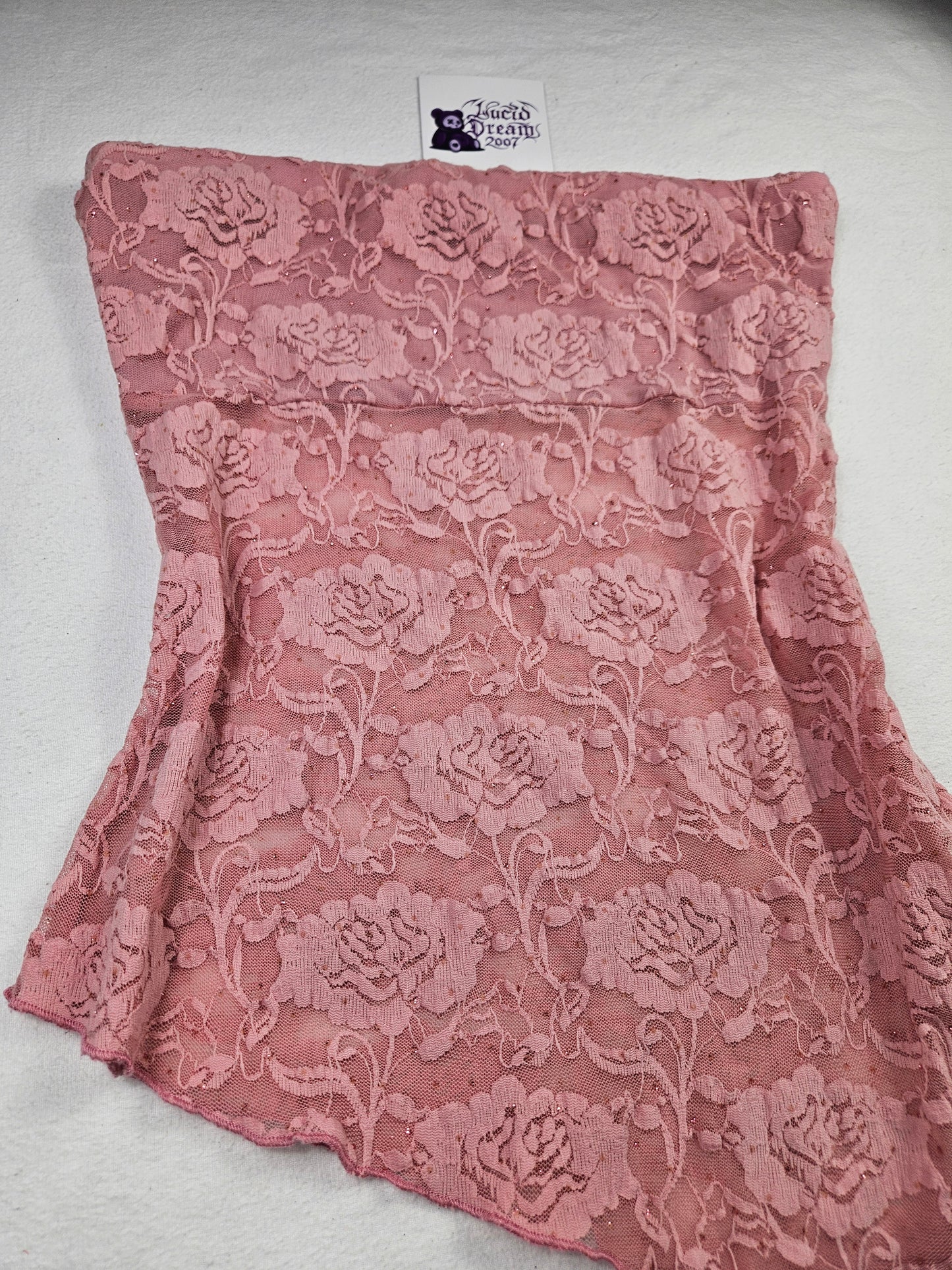 Top sin tirantes de encaje rosa