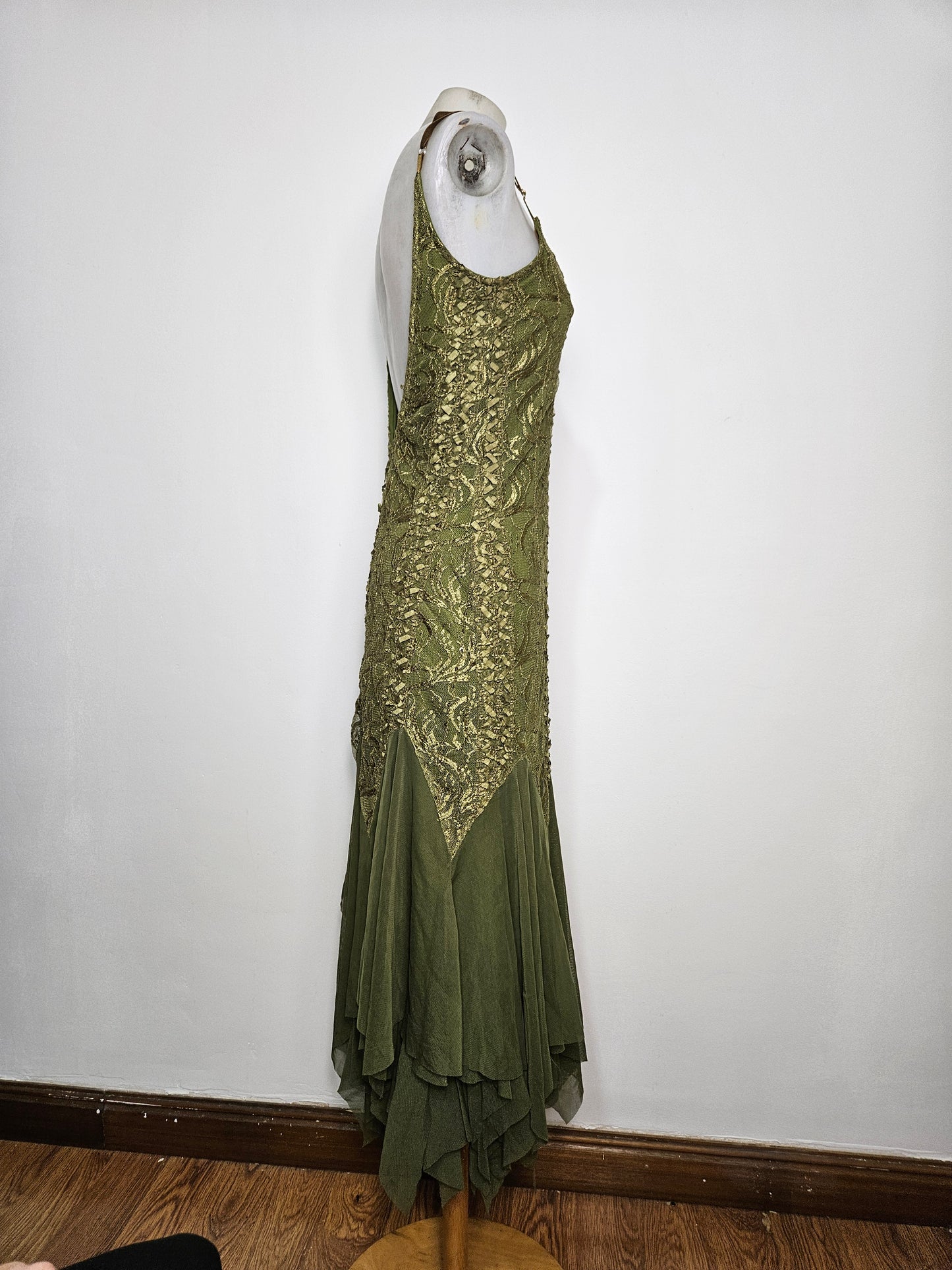 Robe dos nu en dentelle verte