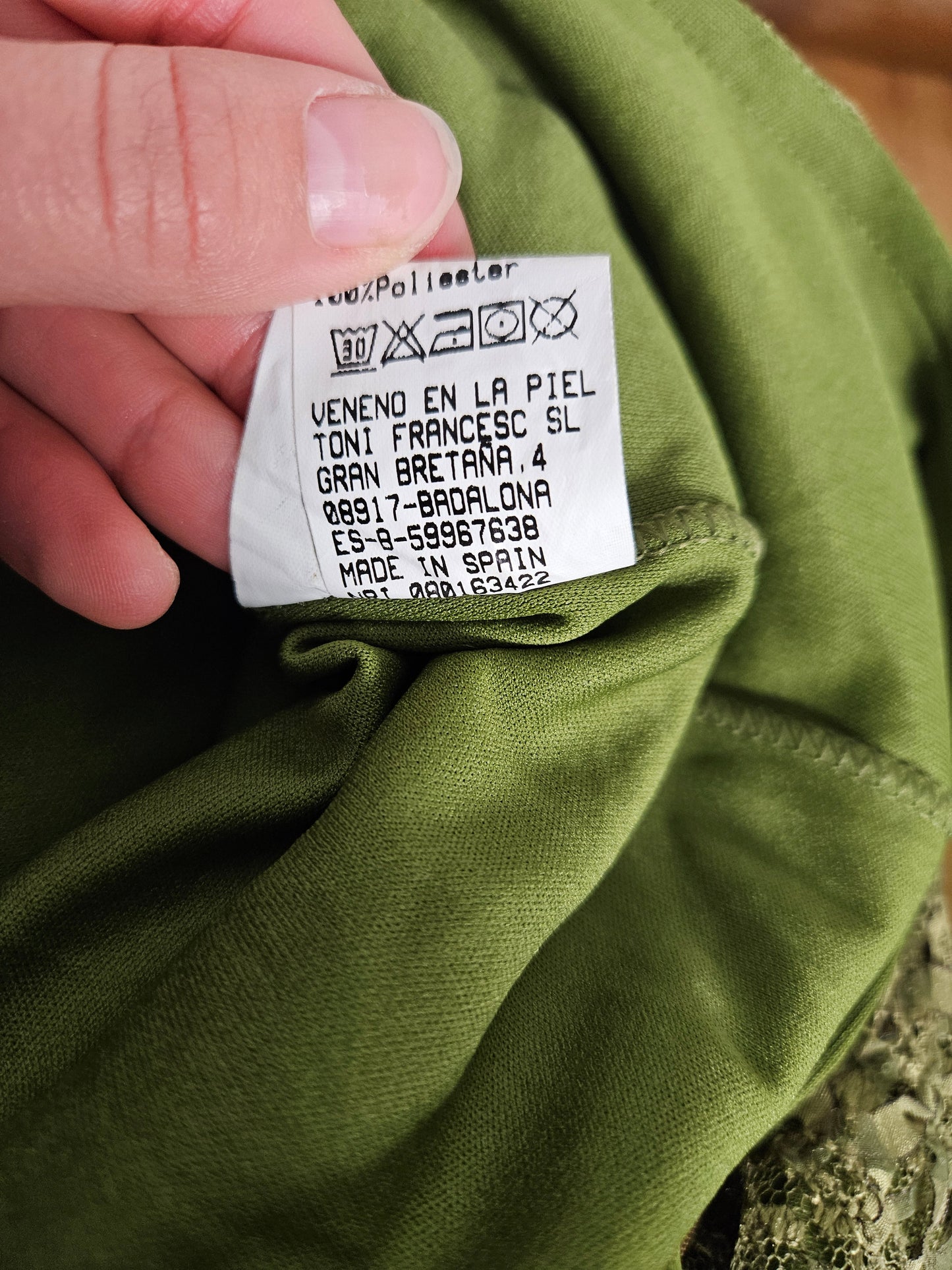 Robe dos nu en dentelle verte