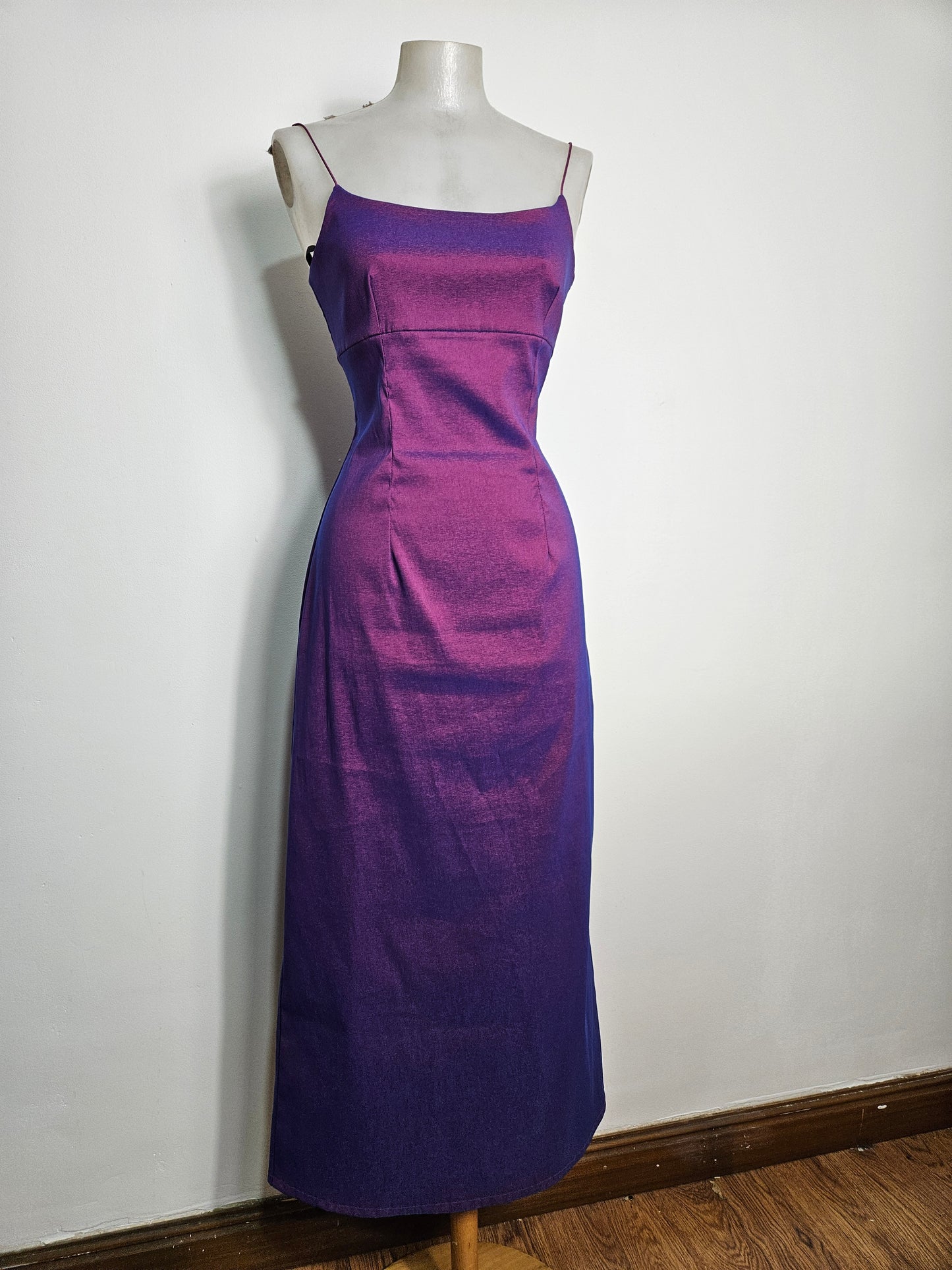 Maxi robe violette irisée