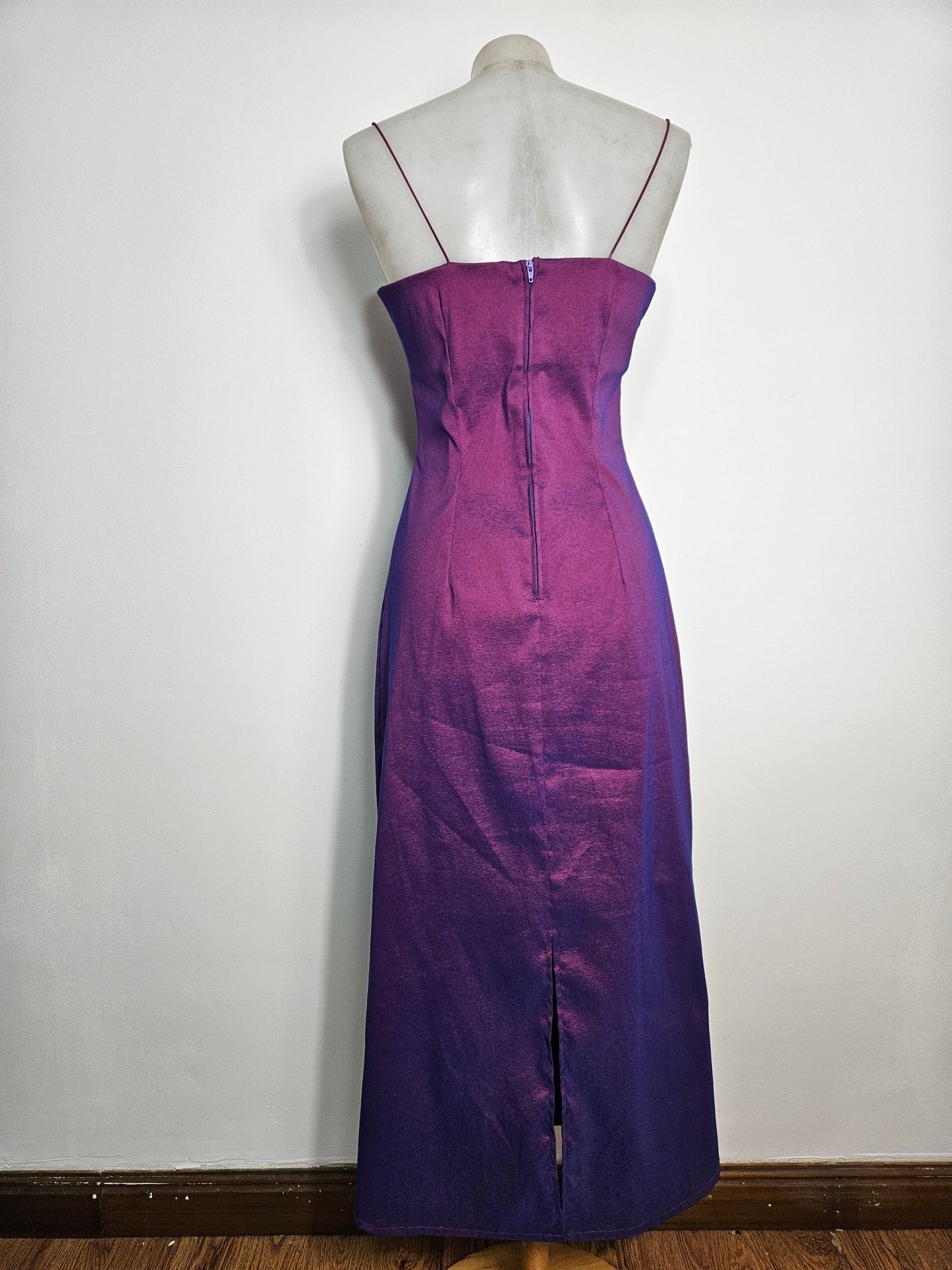 Maxi robe violette irisée