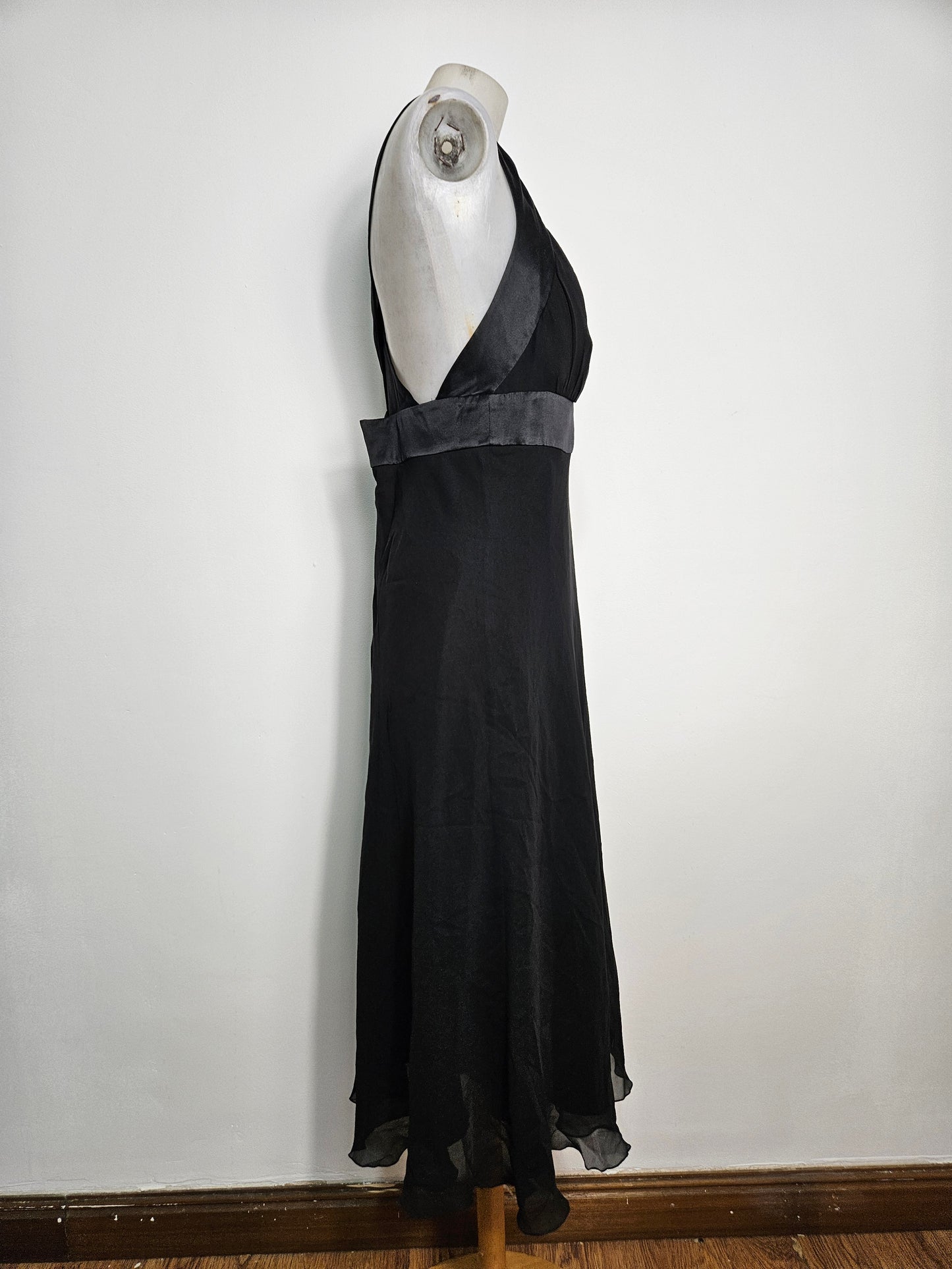 Vestido negro fluido