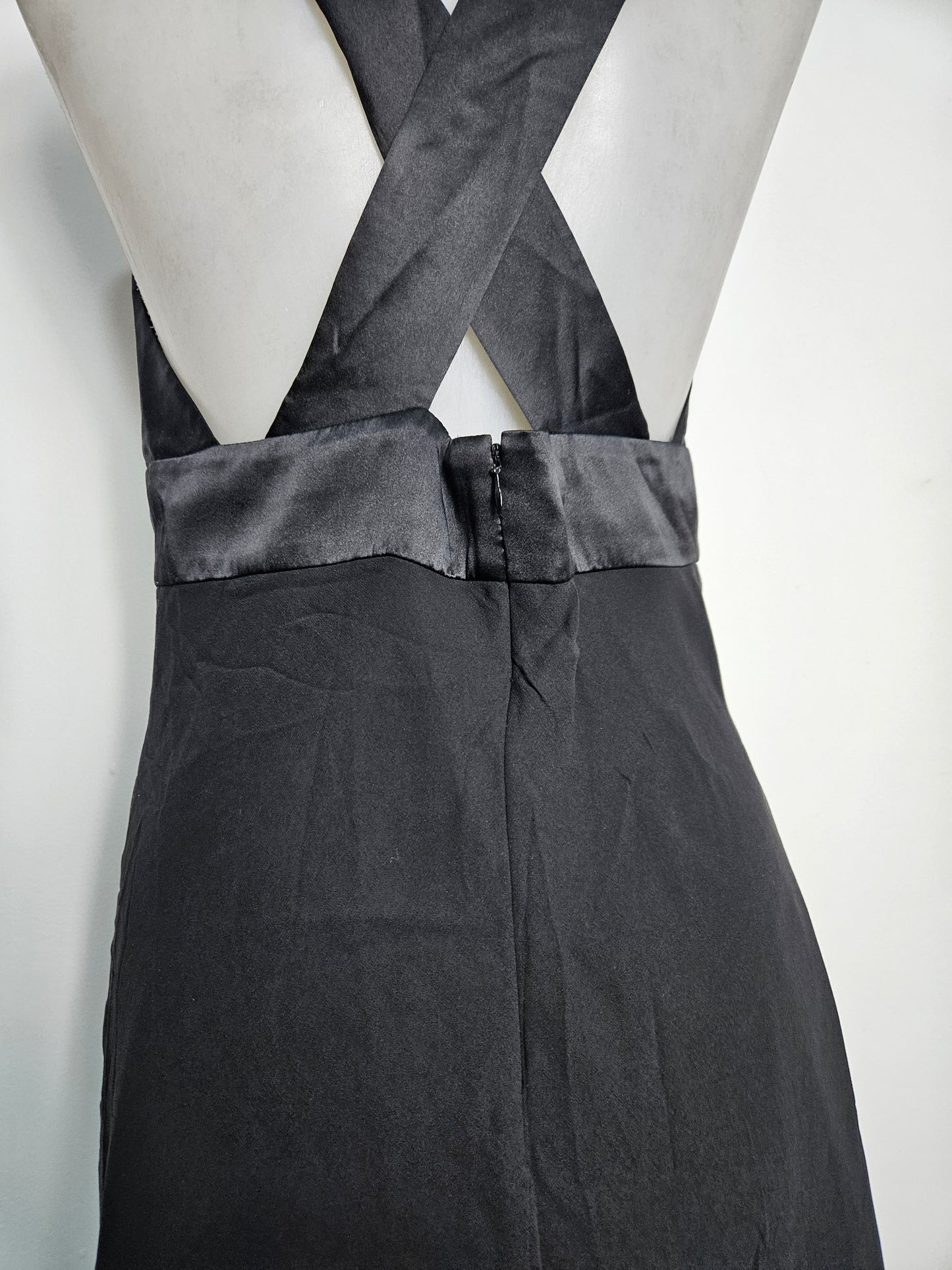 Vestido negro fluido