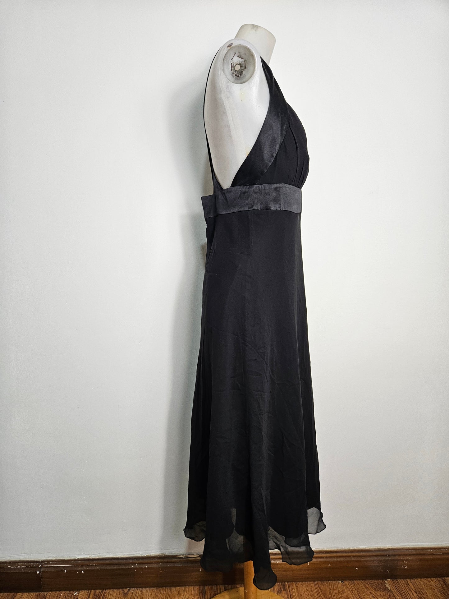 Vestido negro fluido