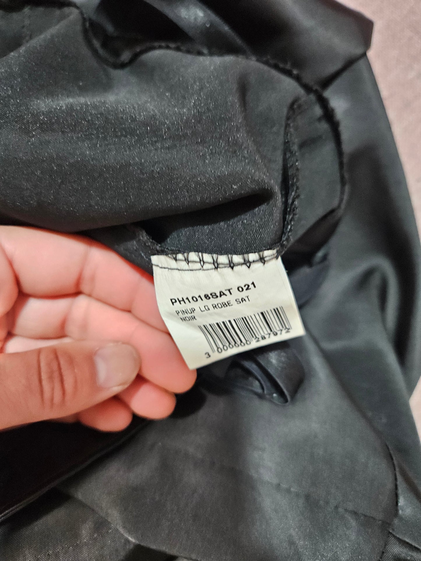 Maxi robe noire satinée