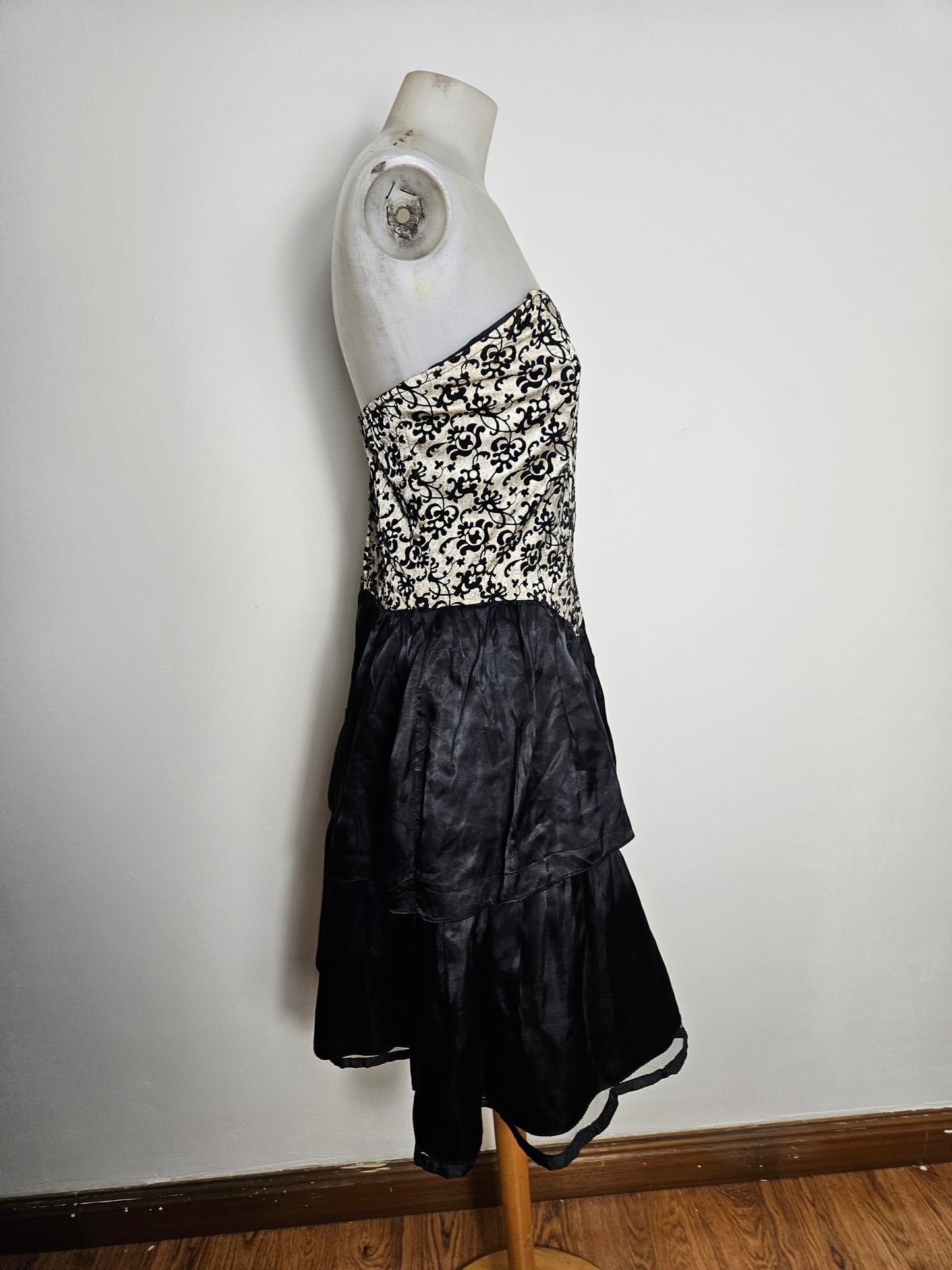 Robe bustier baroque