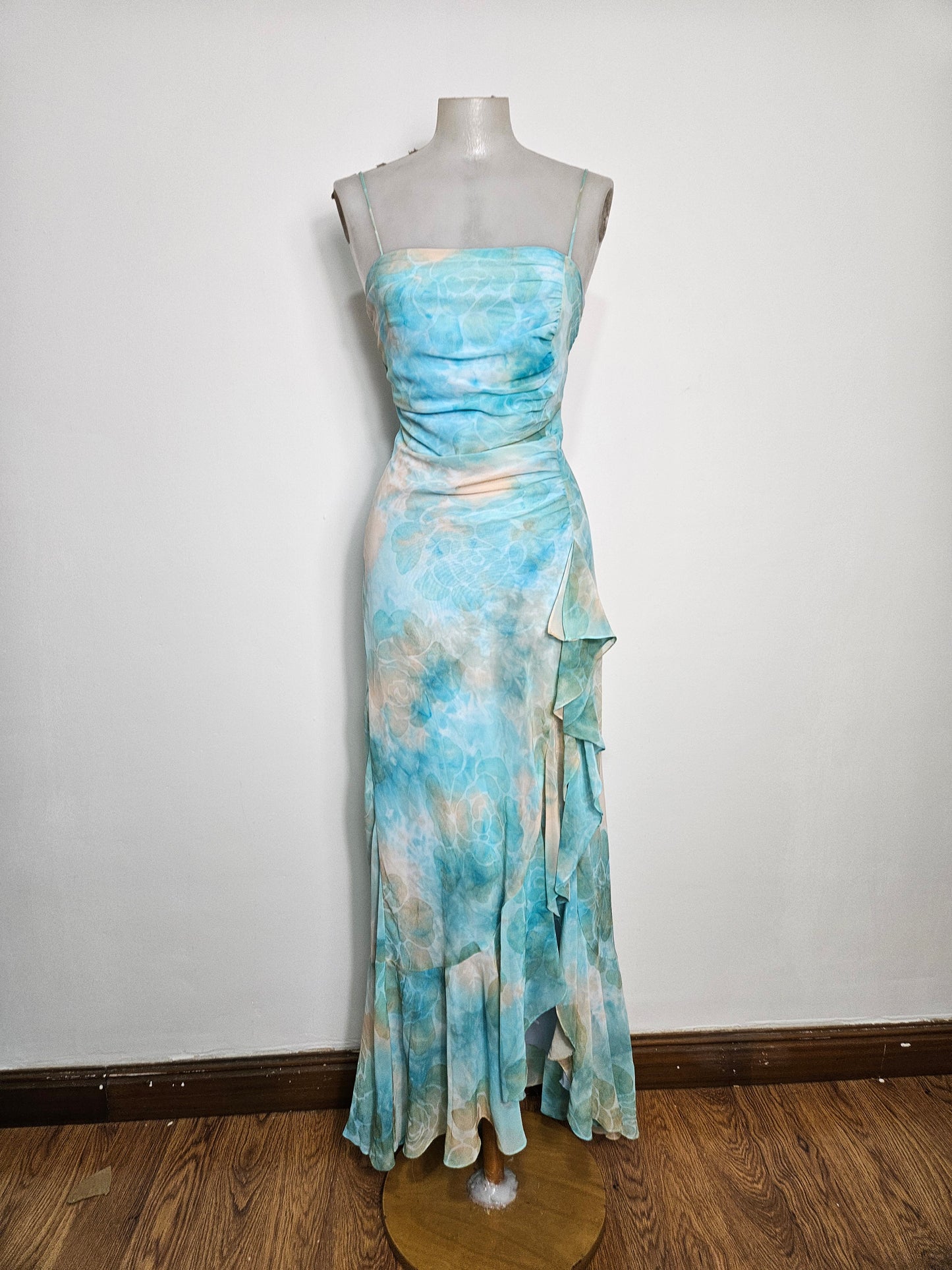 Vestido largo de gasa azul
