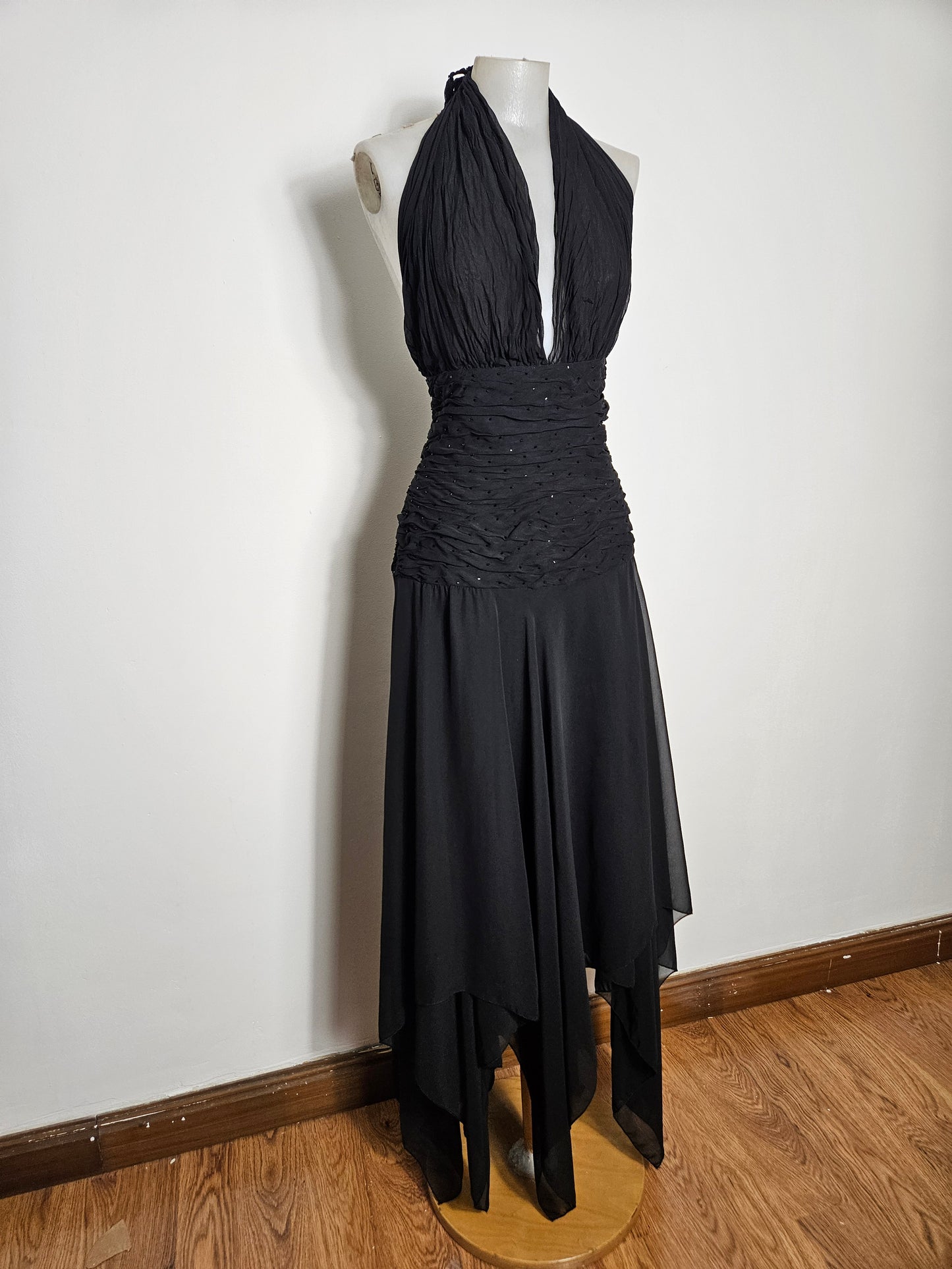 Vestido largo de gasa negra