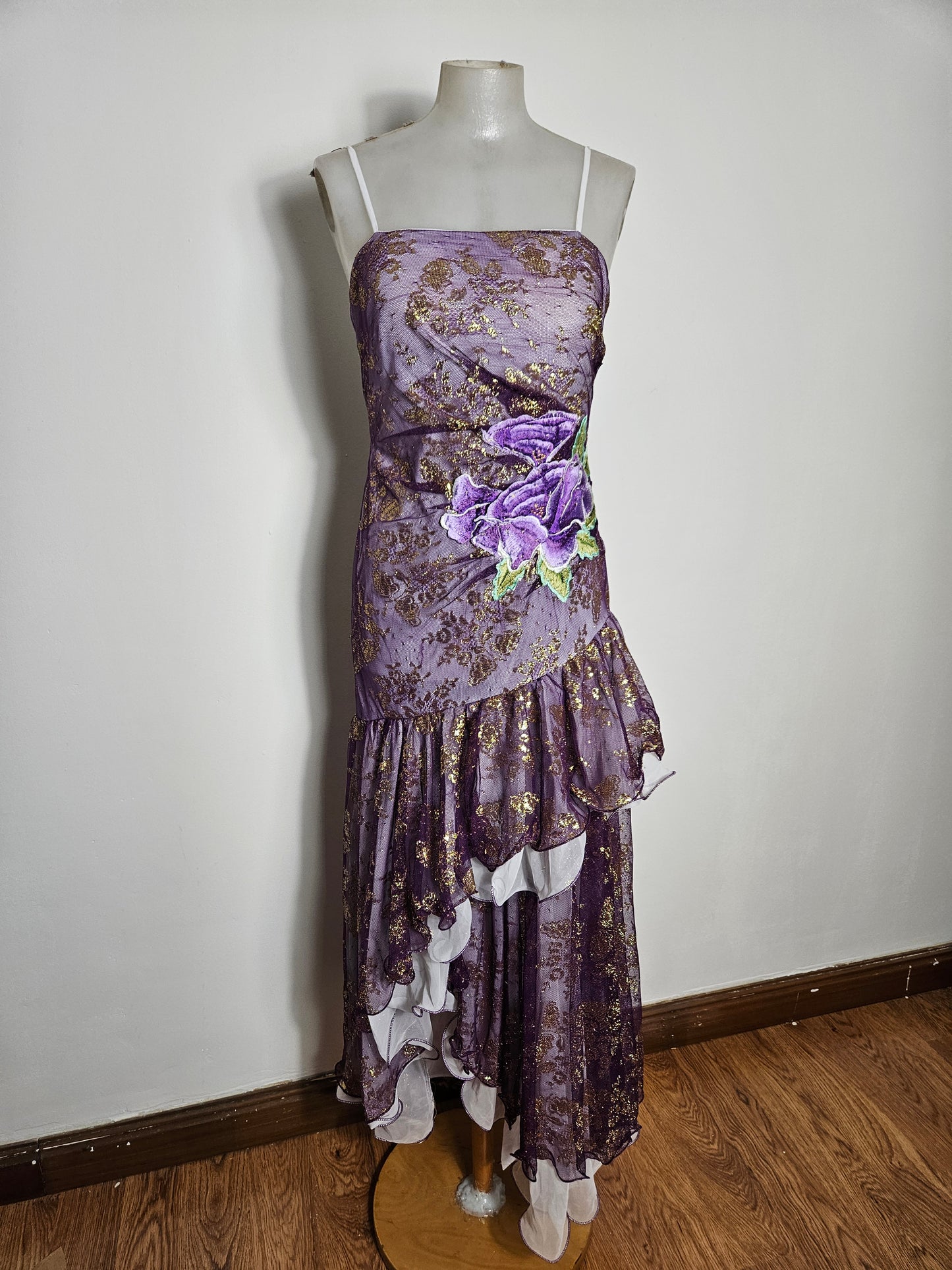Robe en dentelle à motif floral