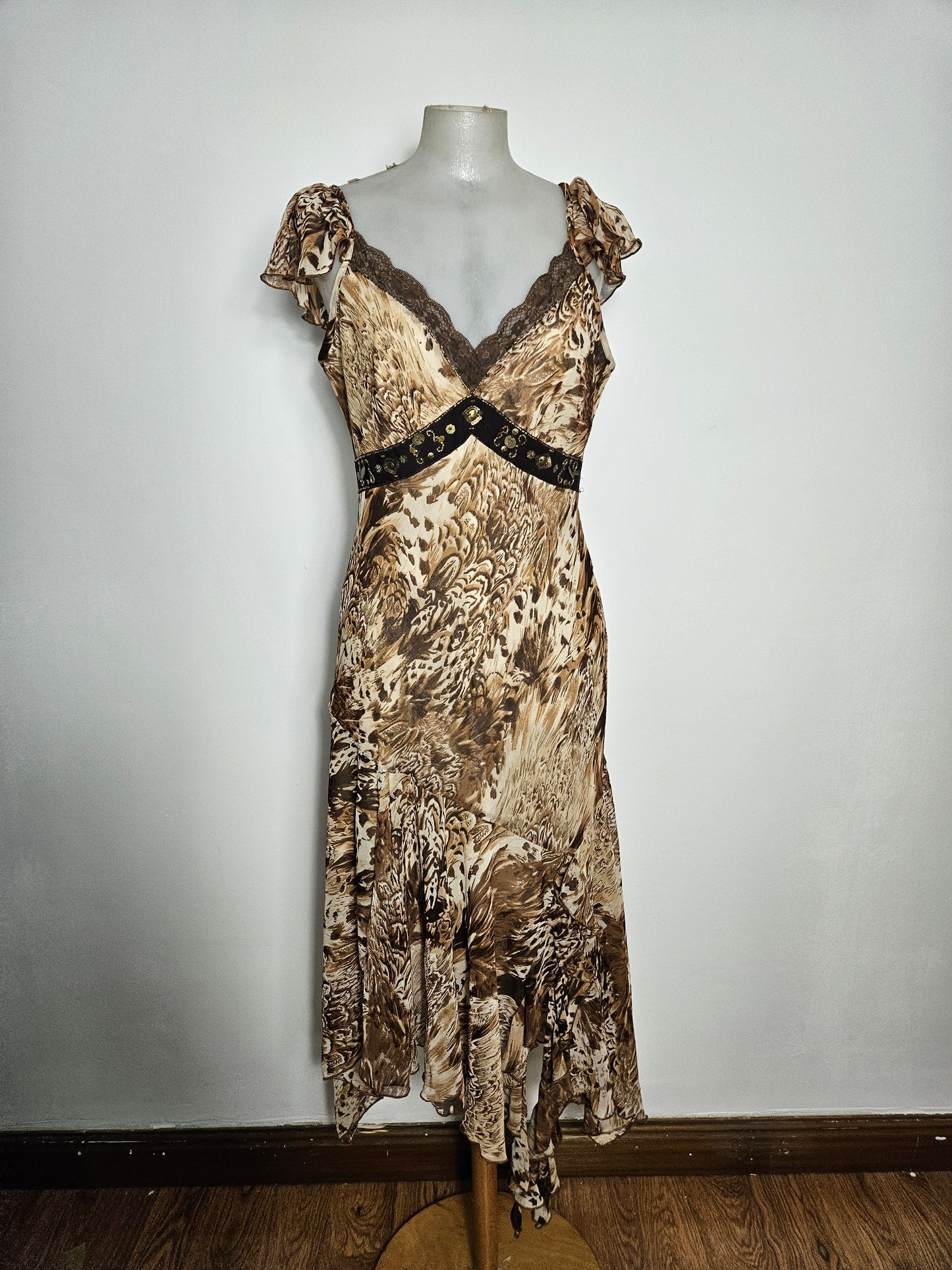 Robe asymétrique en voile beige et marron