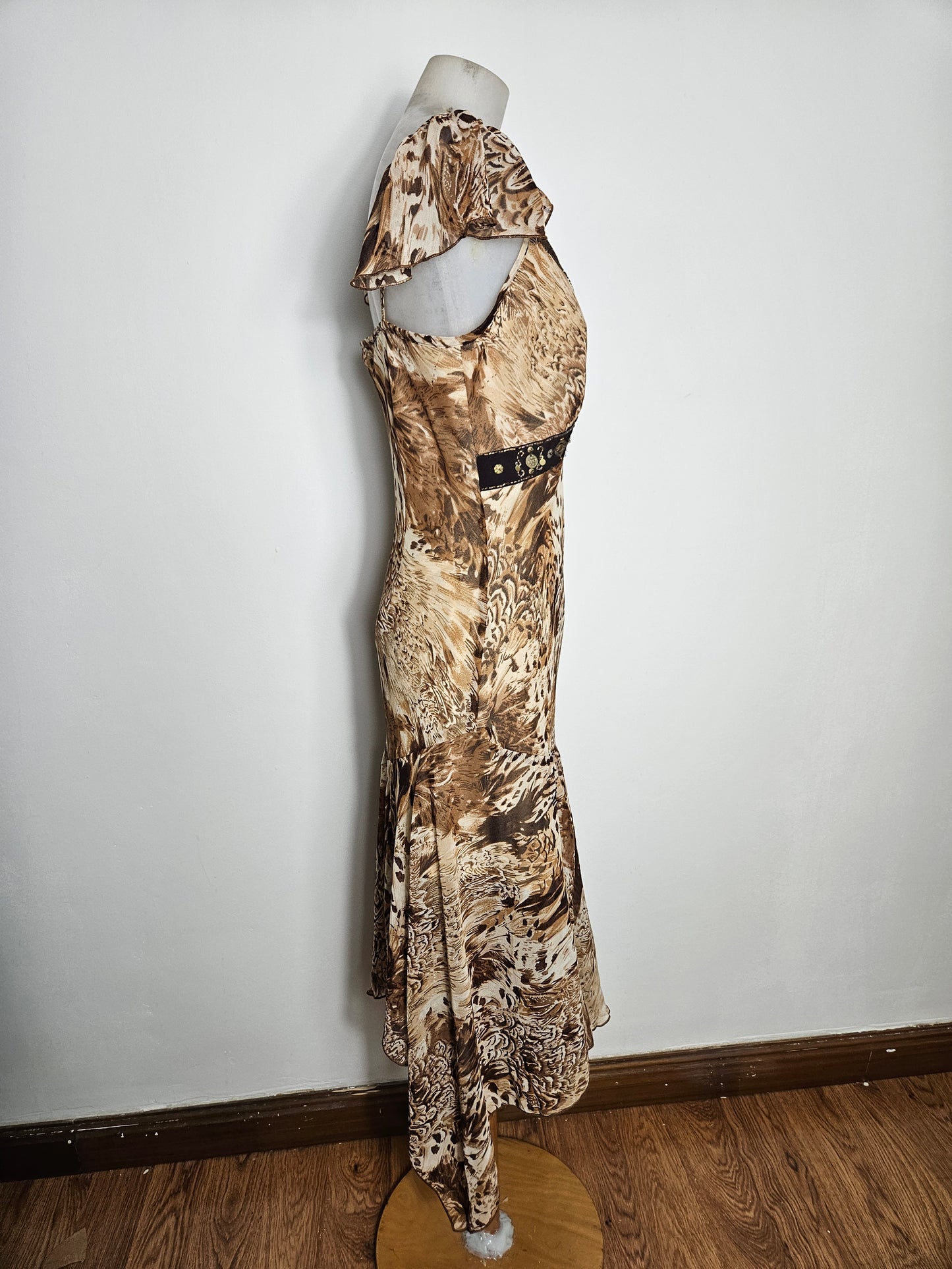 Robe asymétrique en voile beige et marron