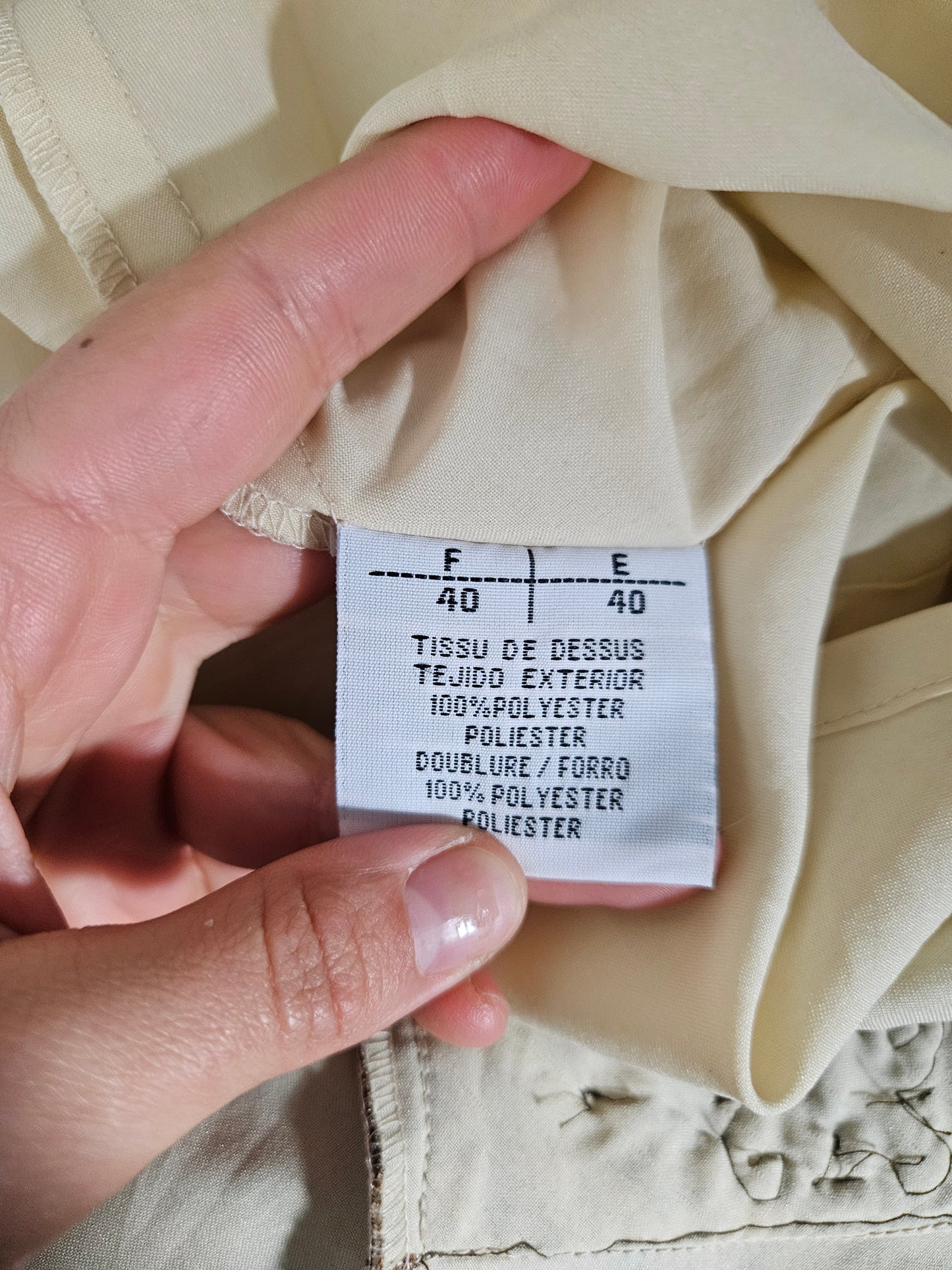 Robe asymétrique en voile beige et marron