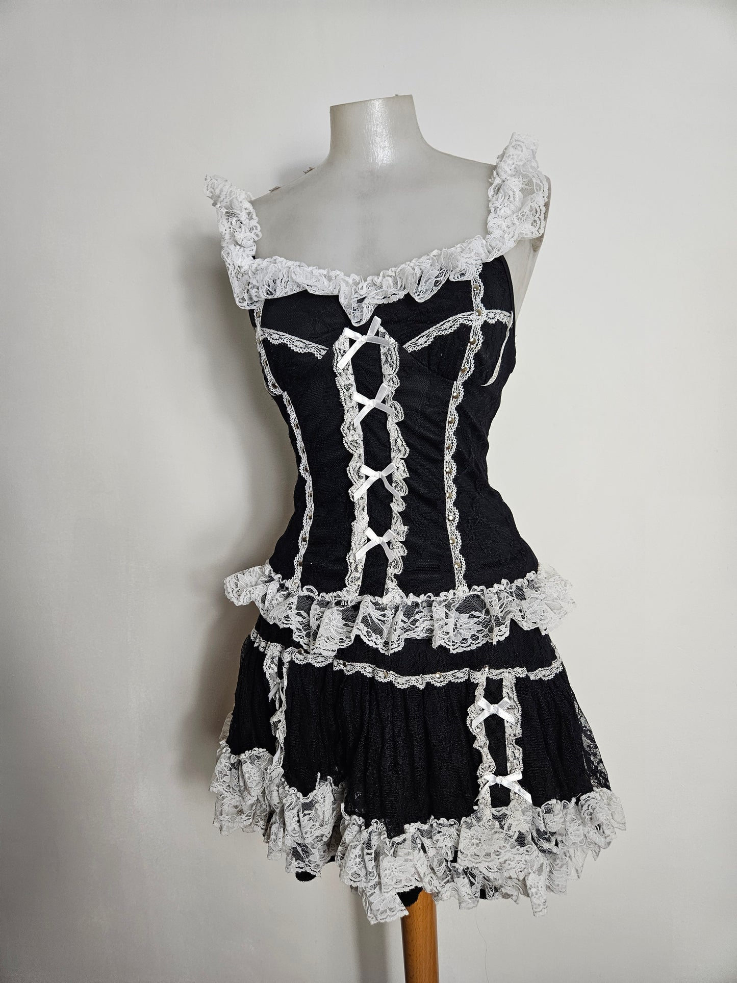 Ensemble dentelle noir et blanc