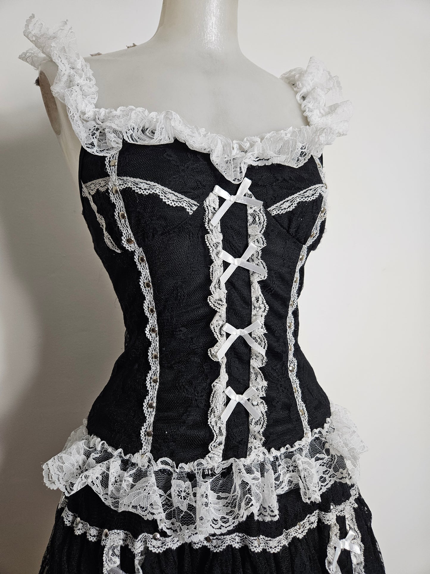 Ensemble dentelle noir et blanc