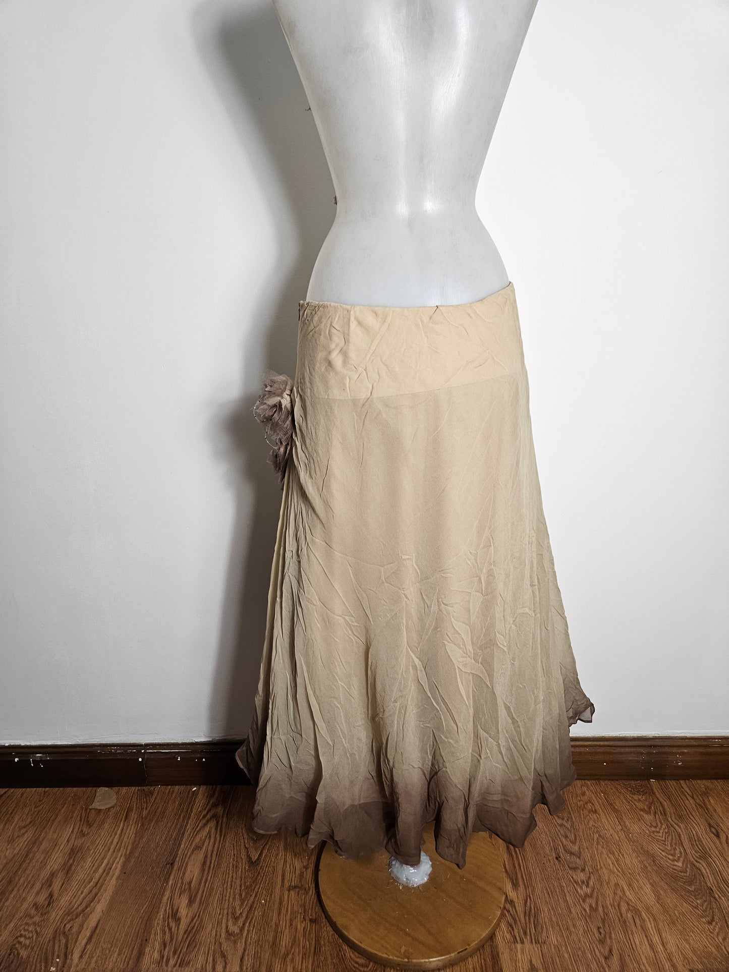 Ensemble à volants tons beige et marron