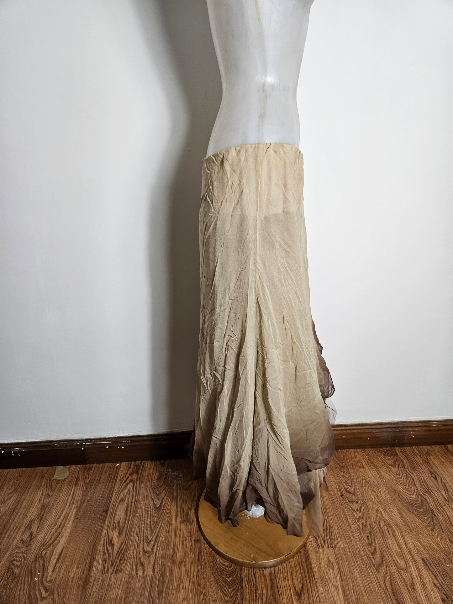 Ensemble à volants tons beige et marron