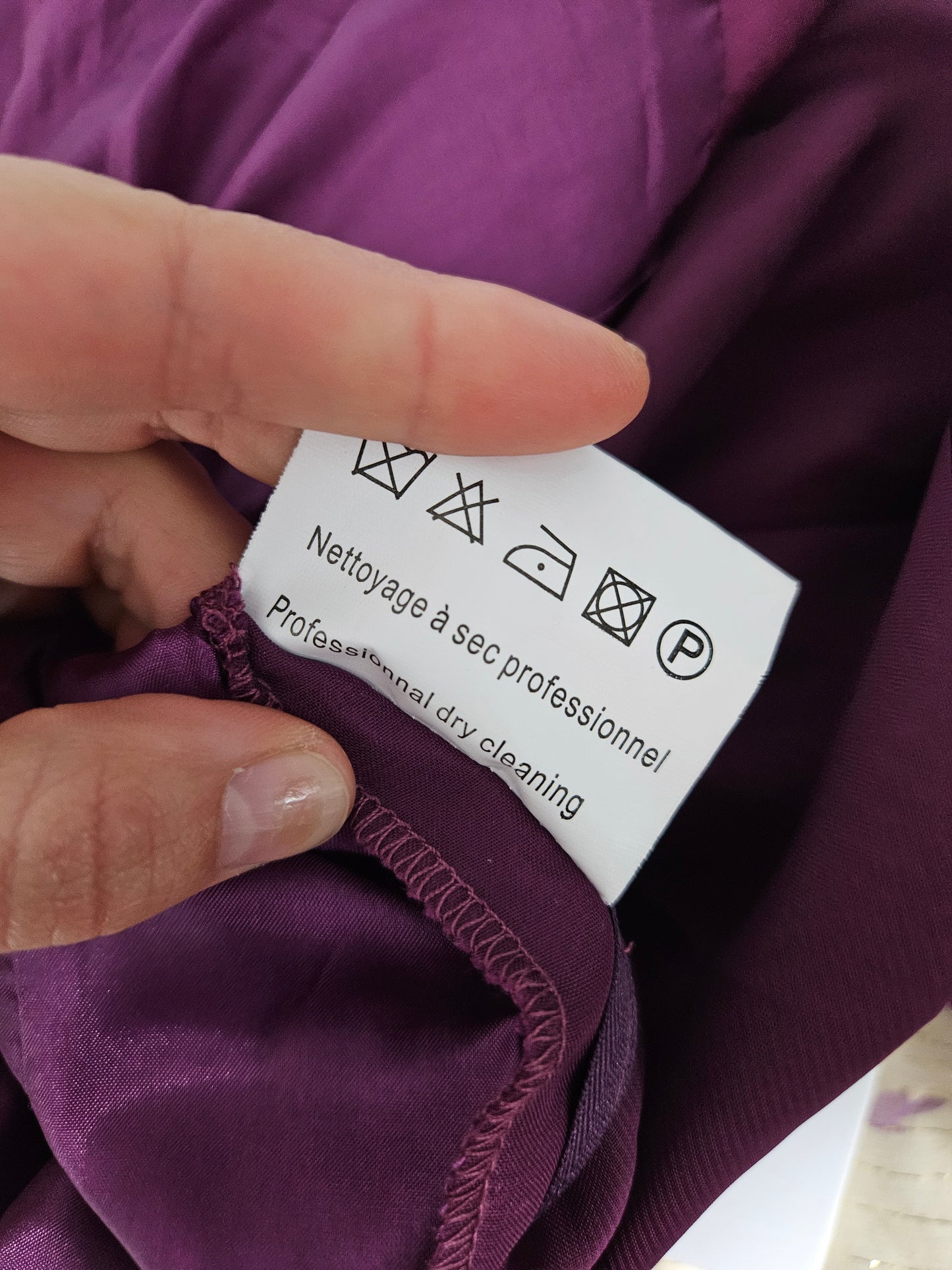 Vestido largo morado bordado