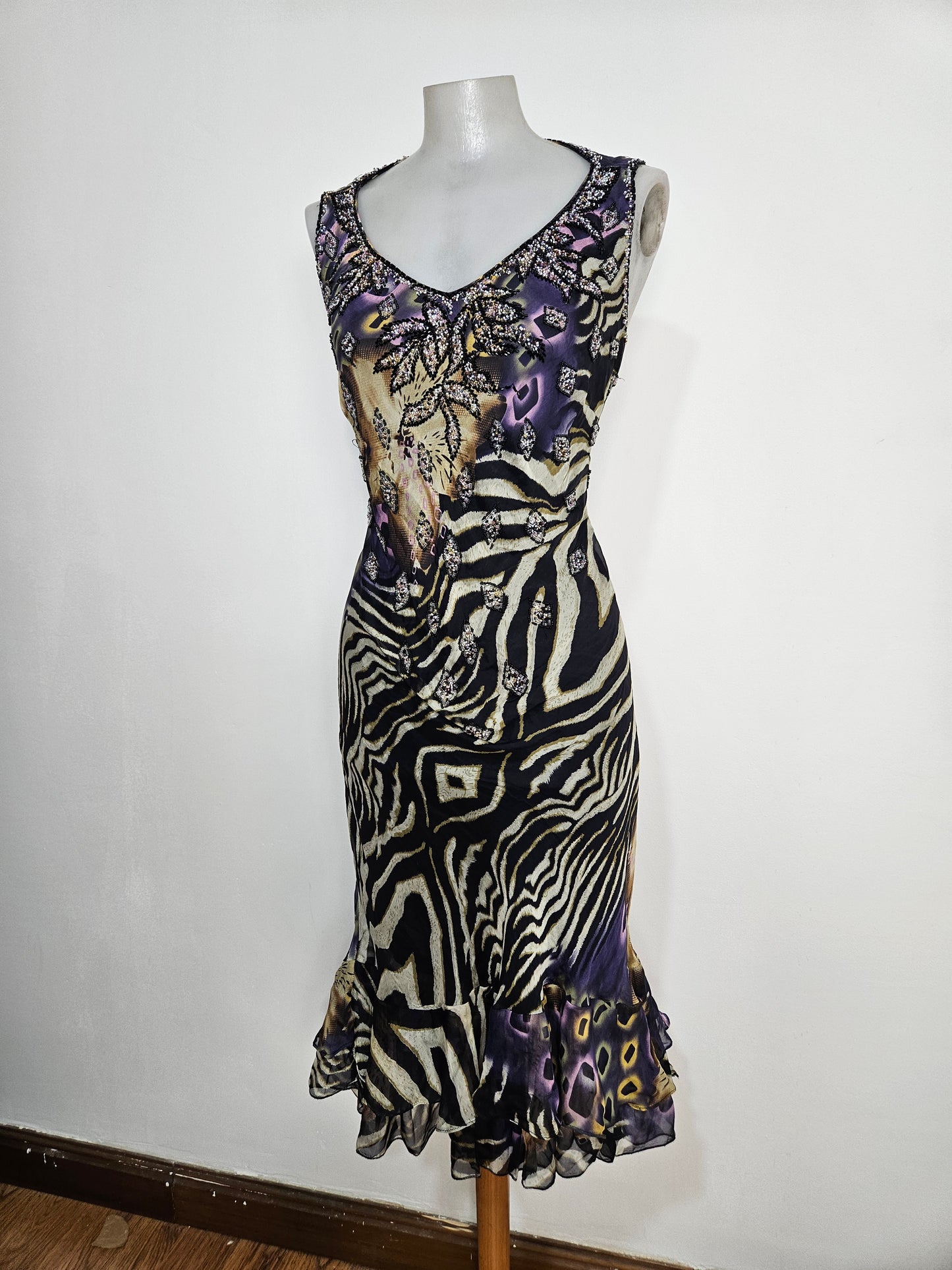 Vestido con bordado de cuentas