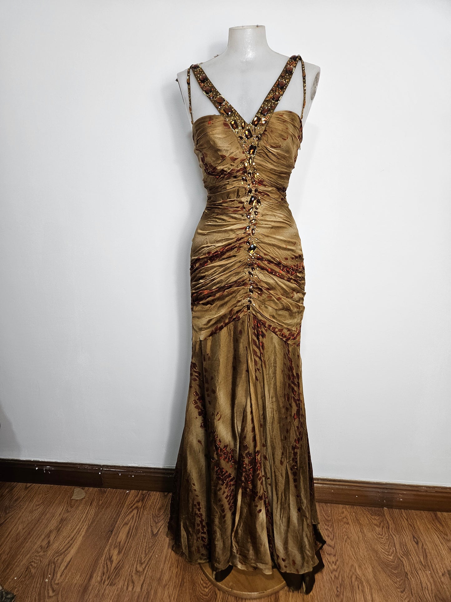 Maxi robe brodé de pierres tons marron