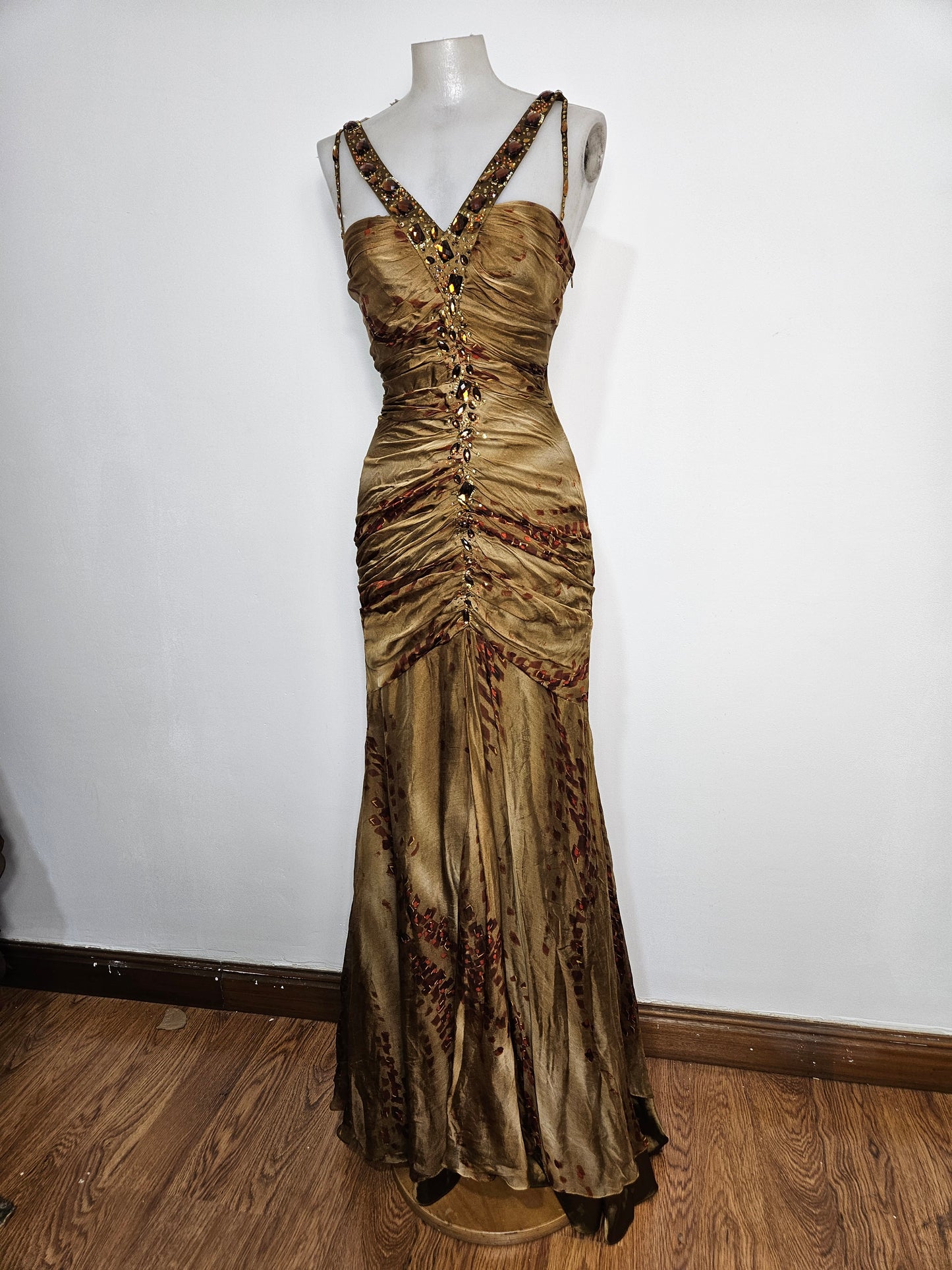 Maxi robe brodé de pierres tons marron