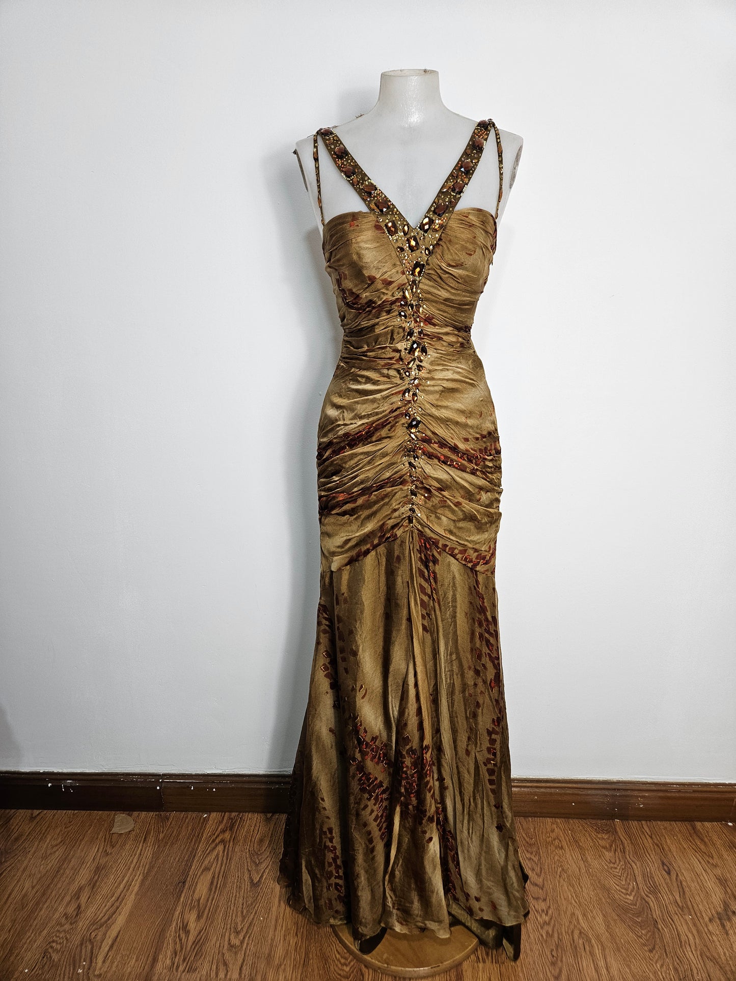 Maxi robe brodé de pierres tons marron