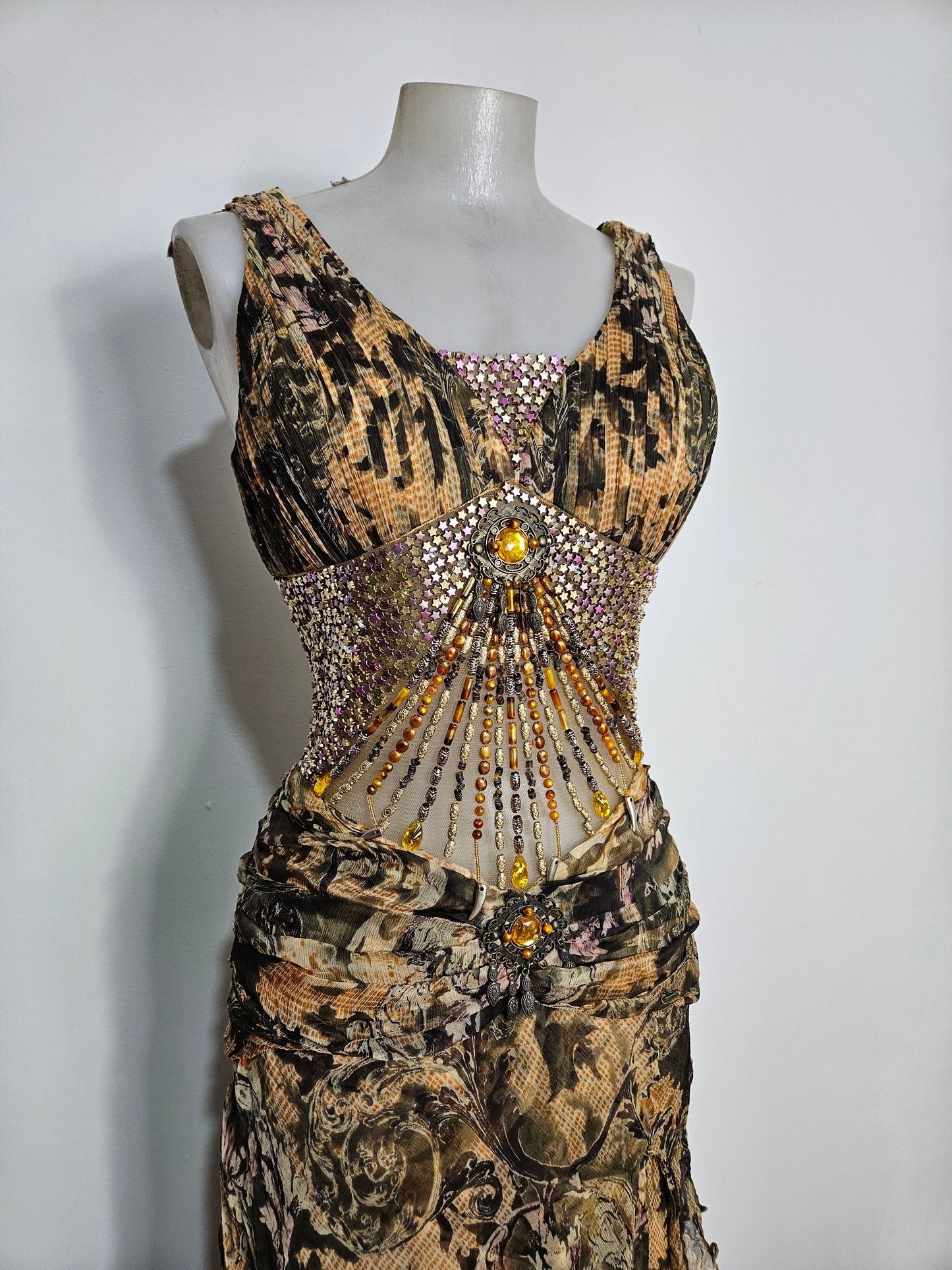 Vestido largo de voile bordado