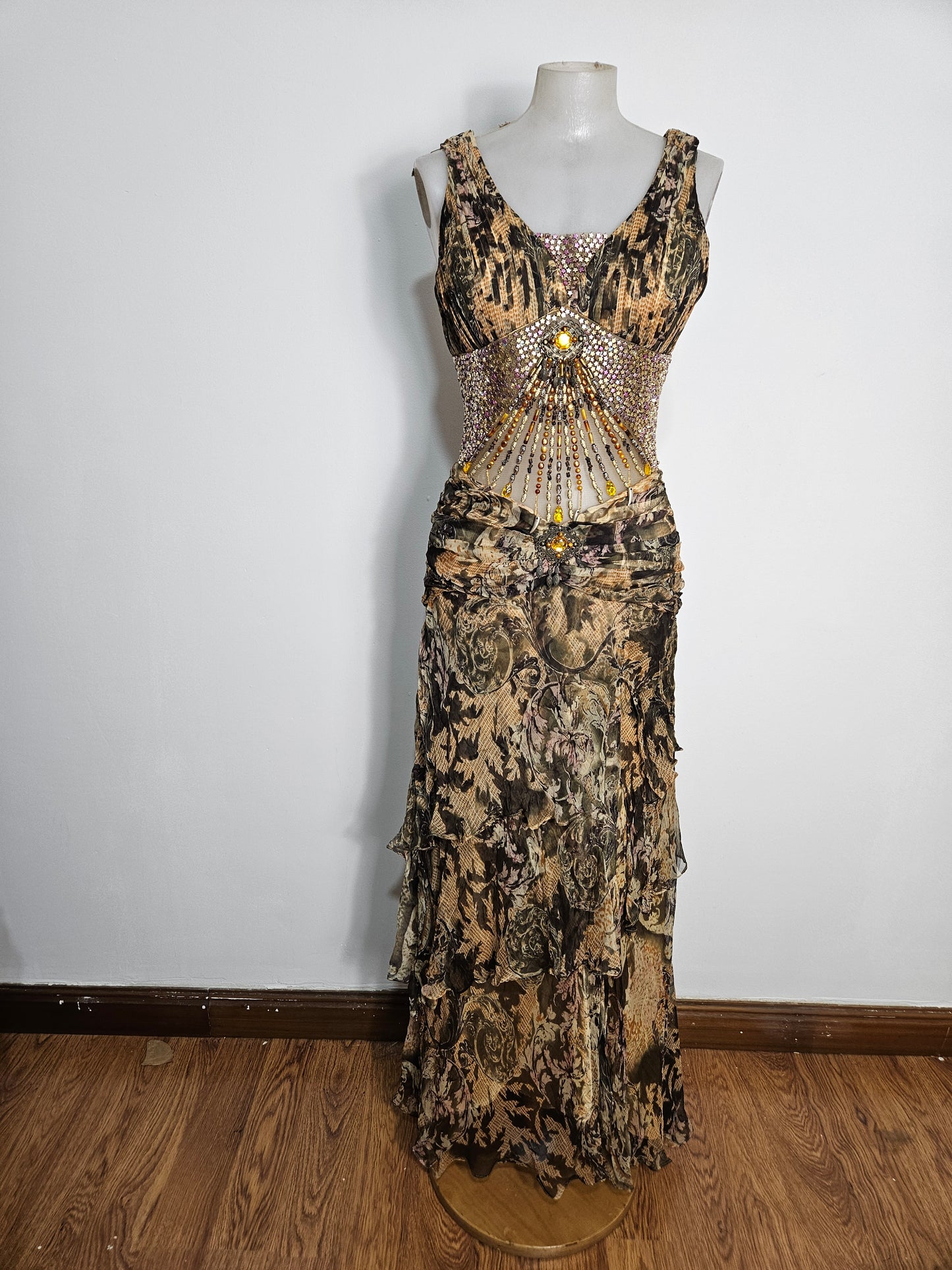 Vestido largo de voile bordado