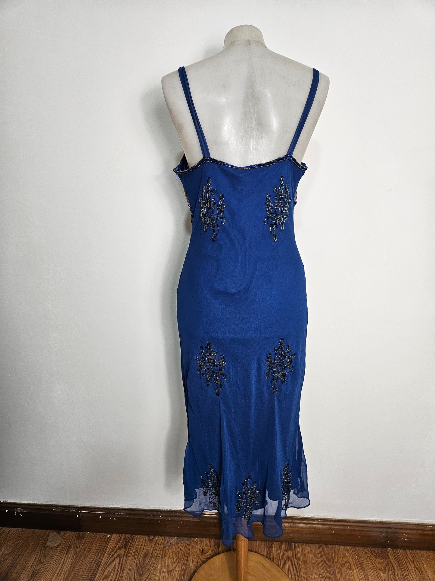 Robe en soie brodée Aftershock