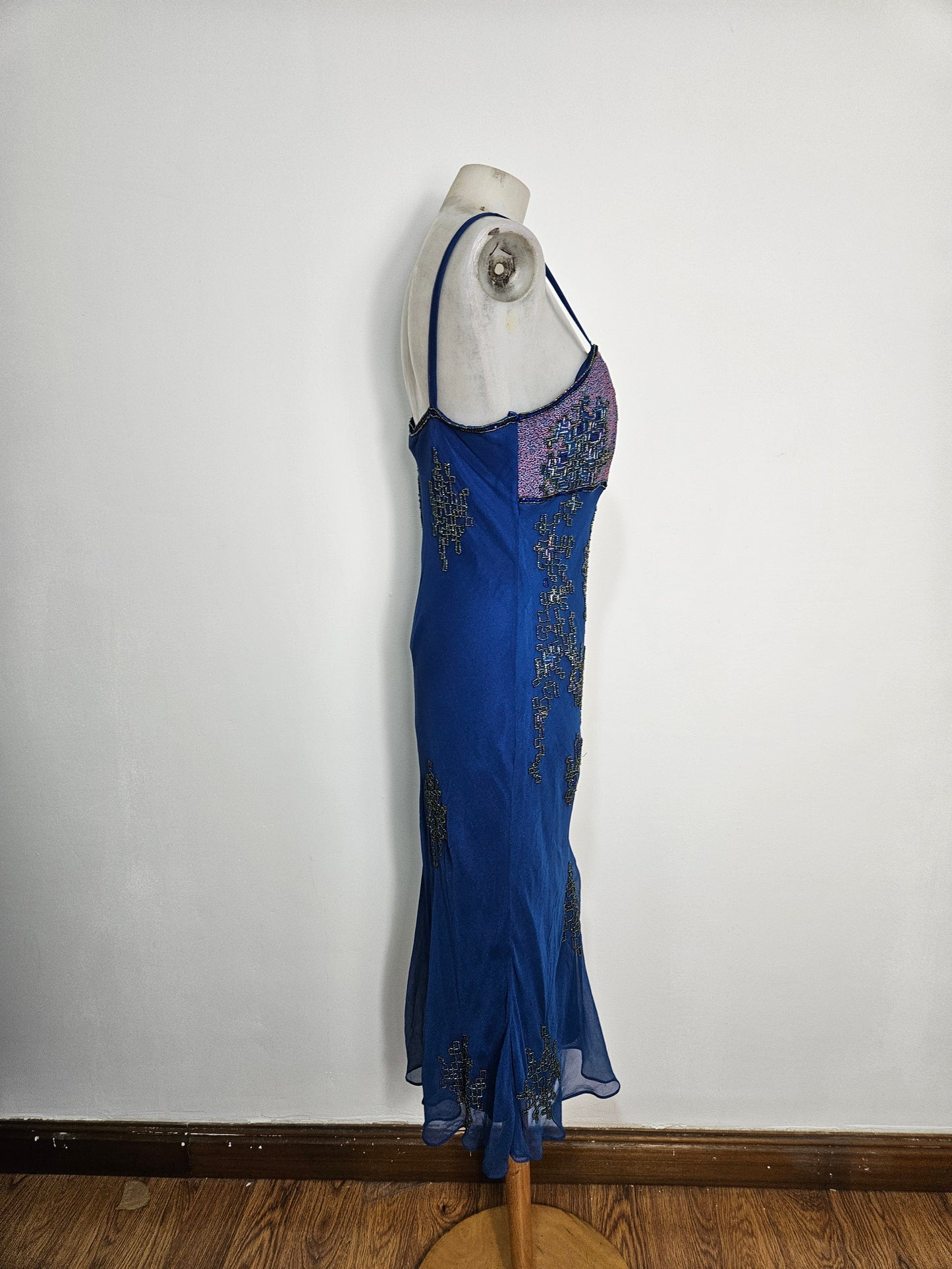 Robe en soie brodée Aftershock
