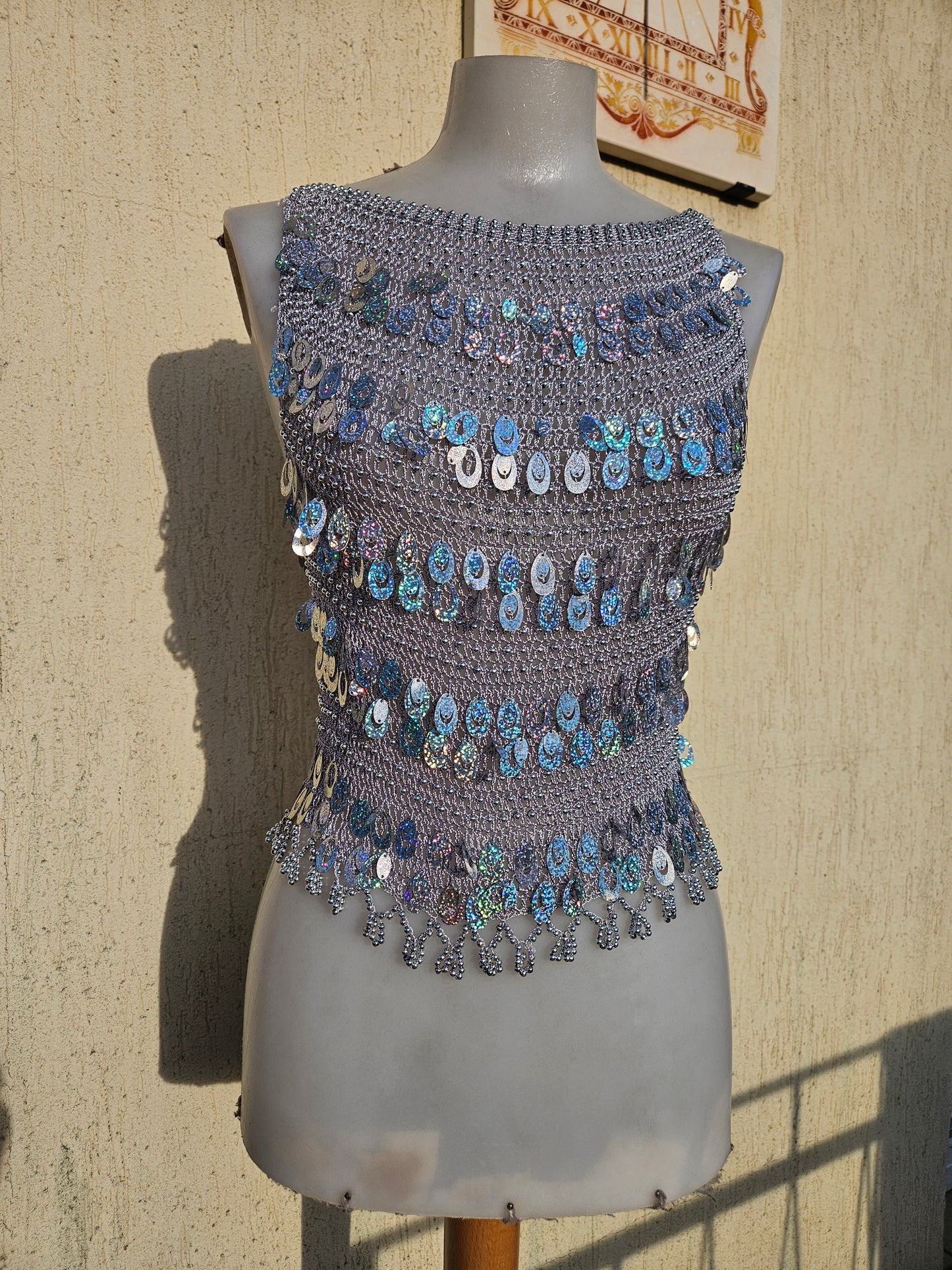 Haut en crochet à sequins argentés