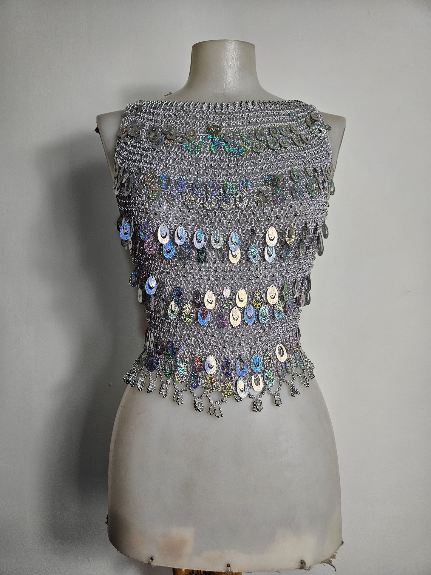 Haut en crochet à sequins argentés