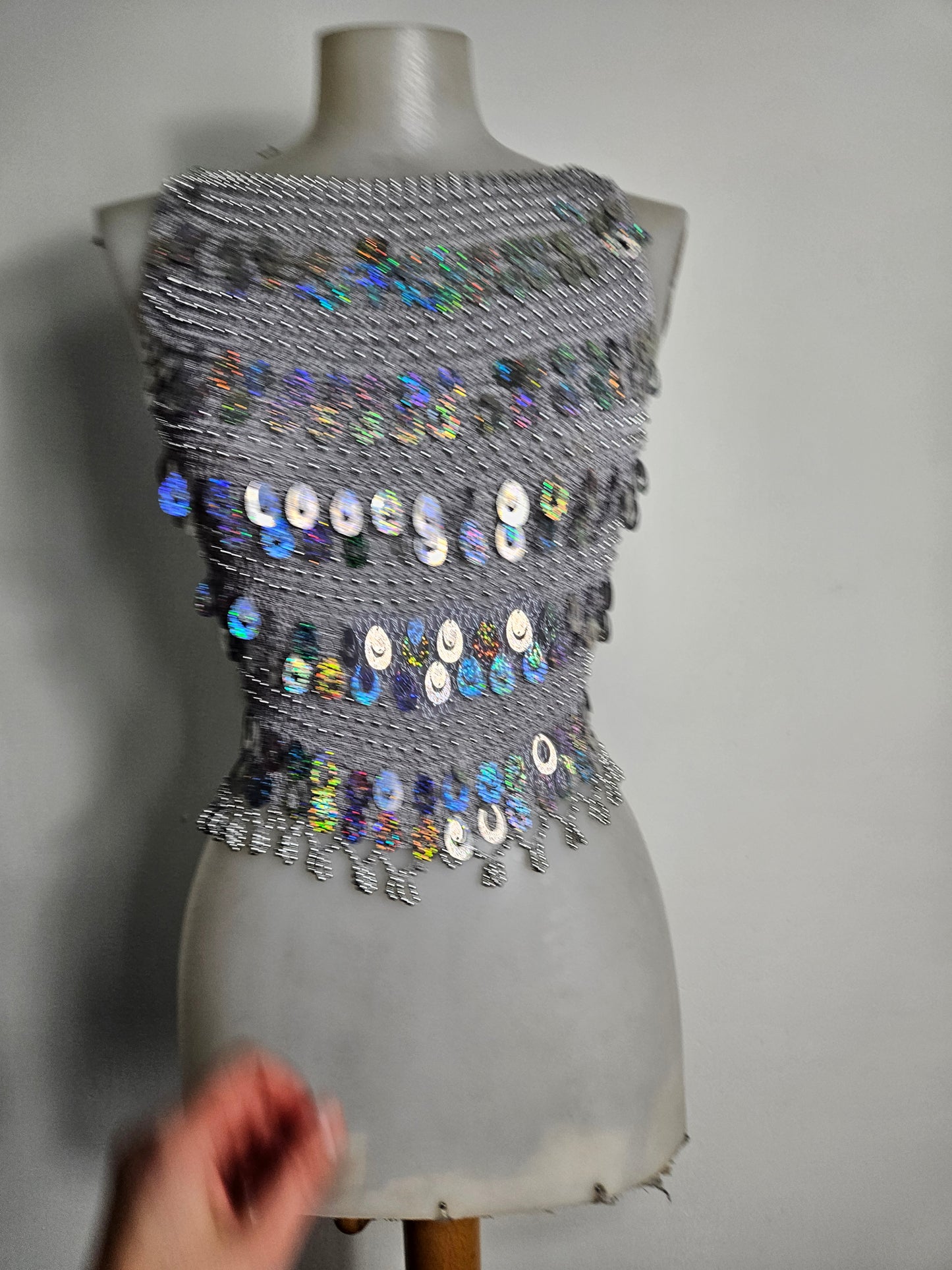 Haut en crochet à sequins argentés