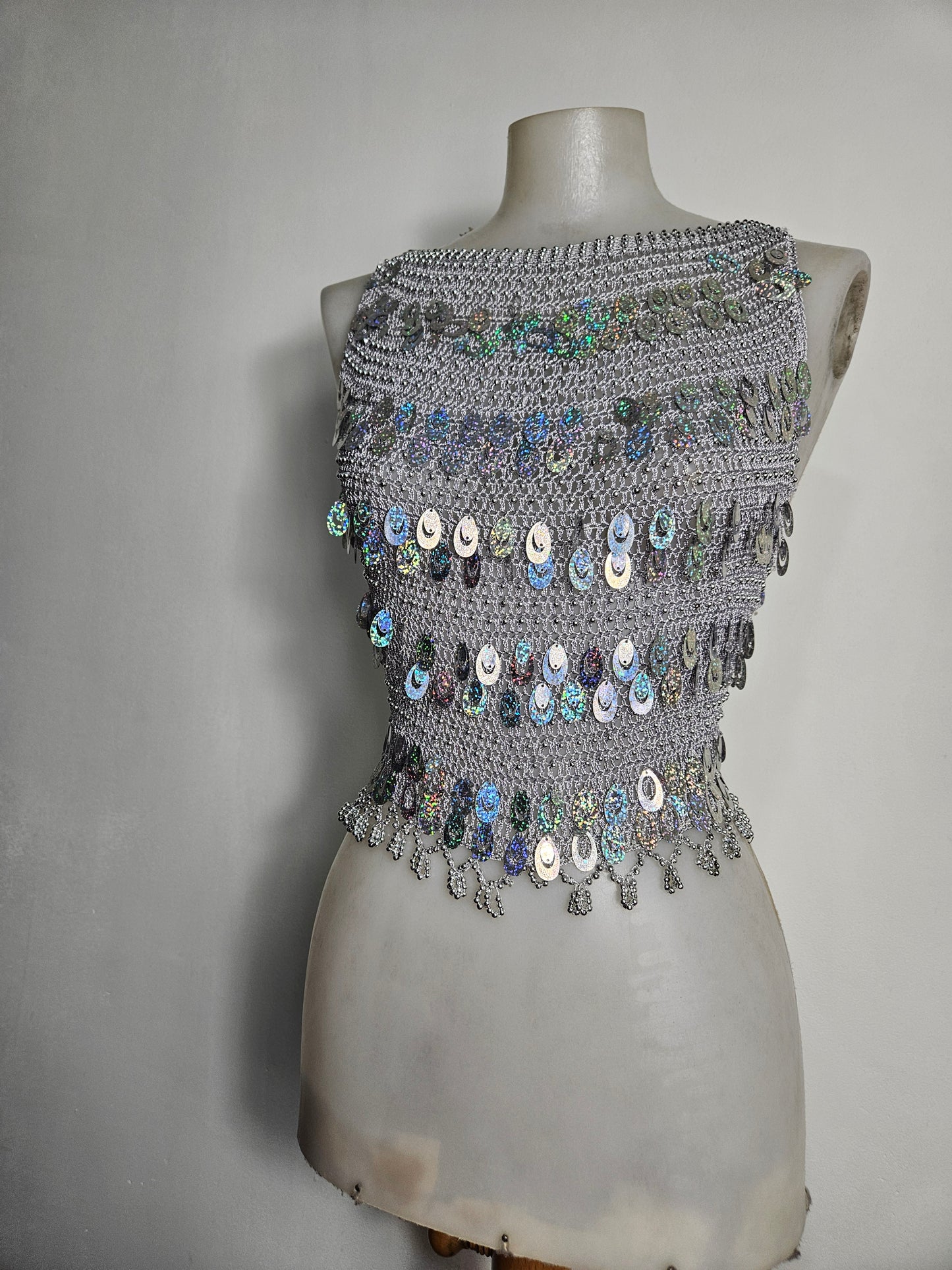 Haut en crochet à sequins argentés