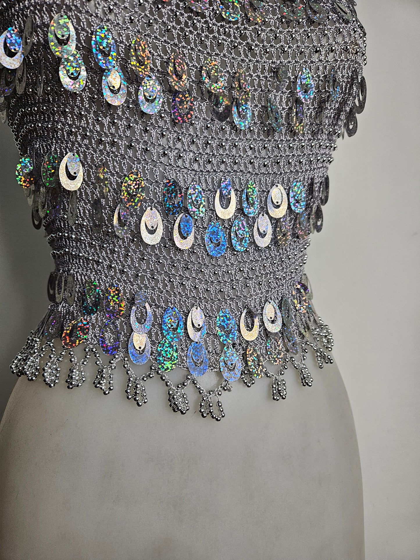 Haut en crochet à sequins argentés