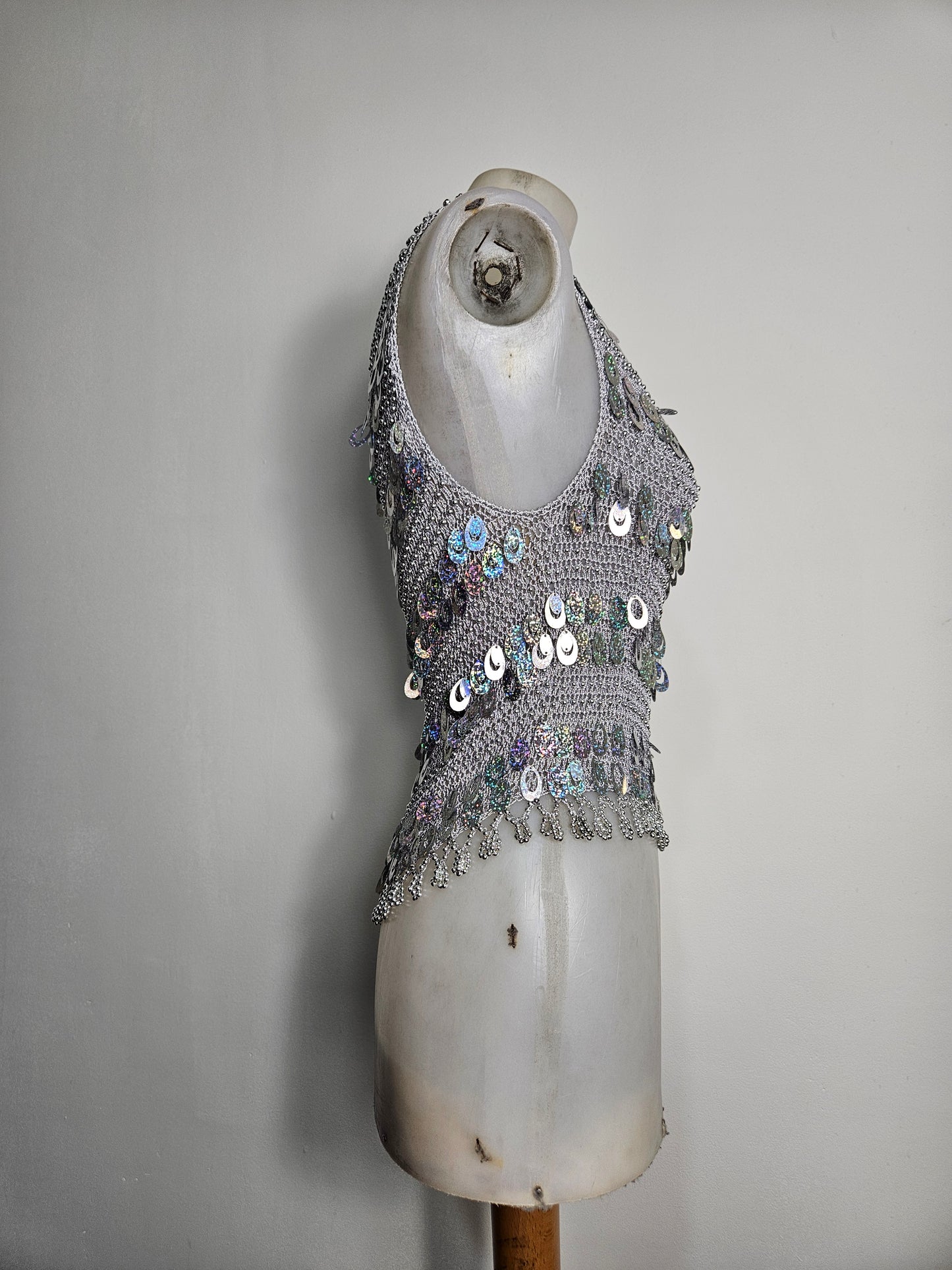 Haut en crochet à sequins argentés