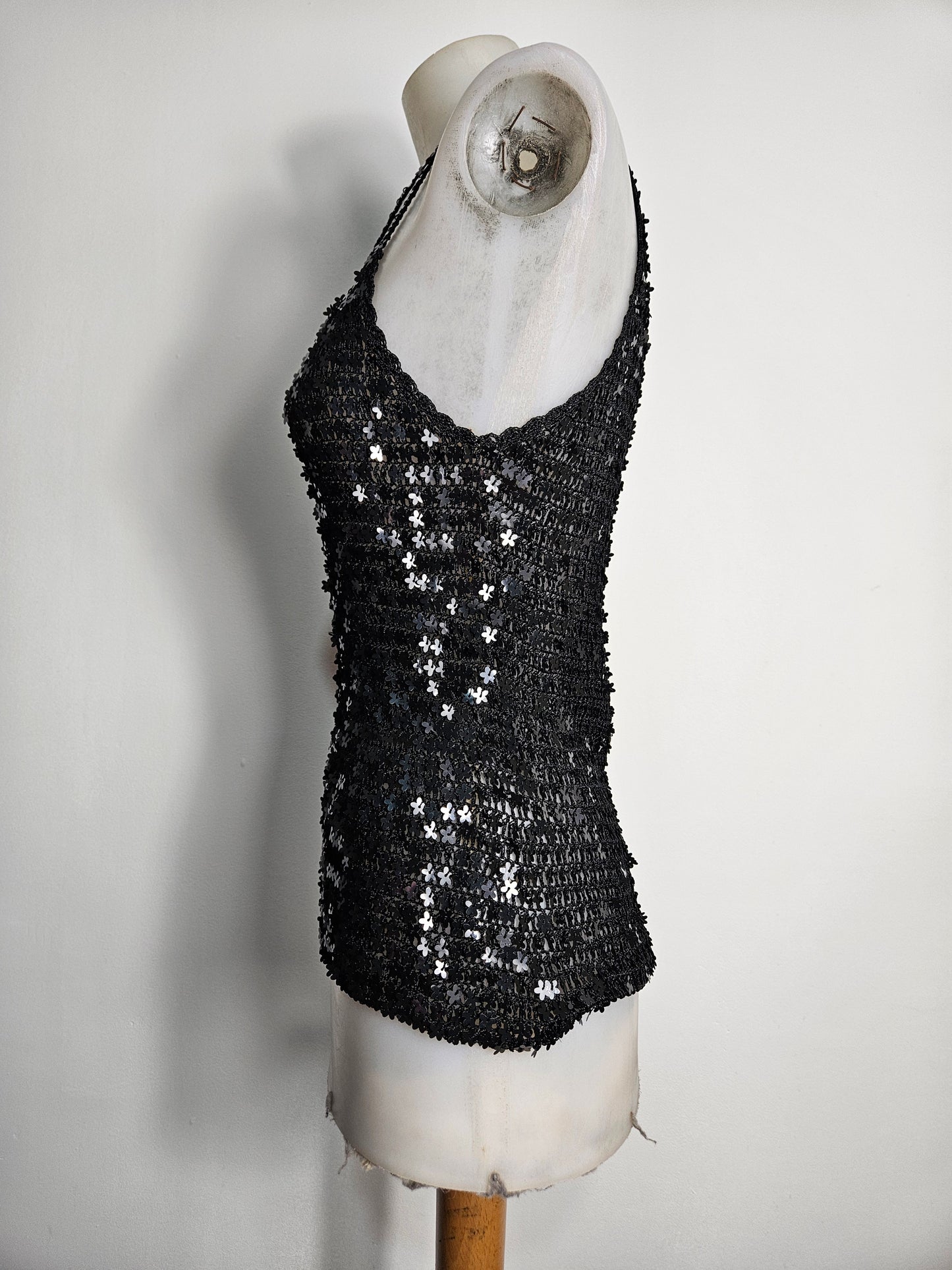 Haut en crochet à sequins fleurs