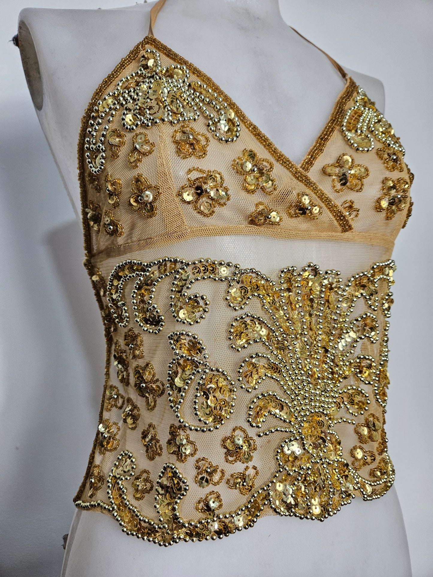 Open back in gold embroidered voile