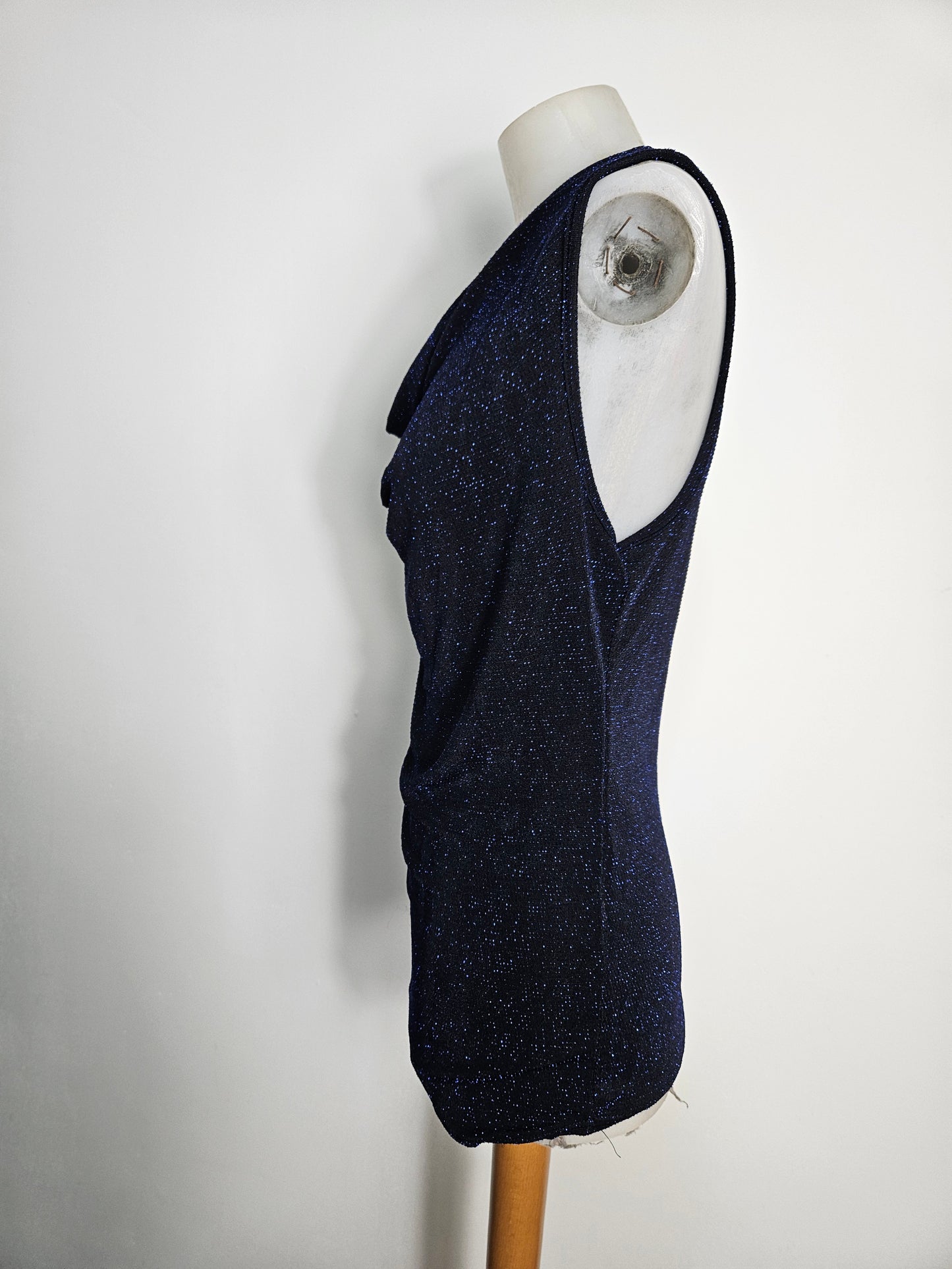 Haut col bénitier bleu