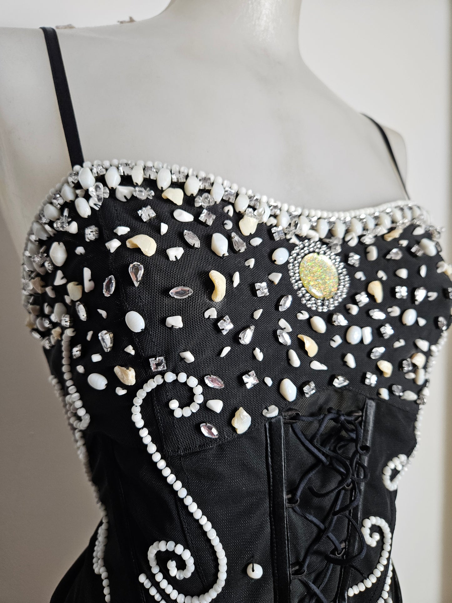 Top embroidered with pearls and stones